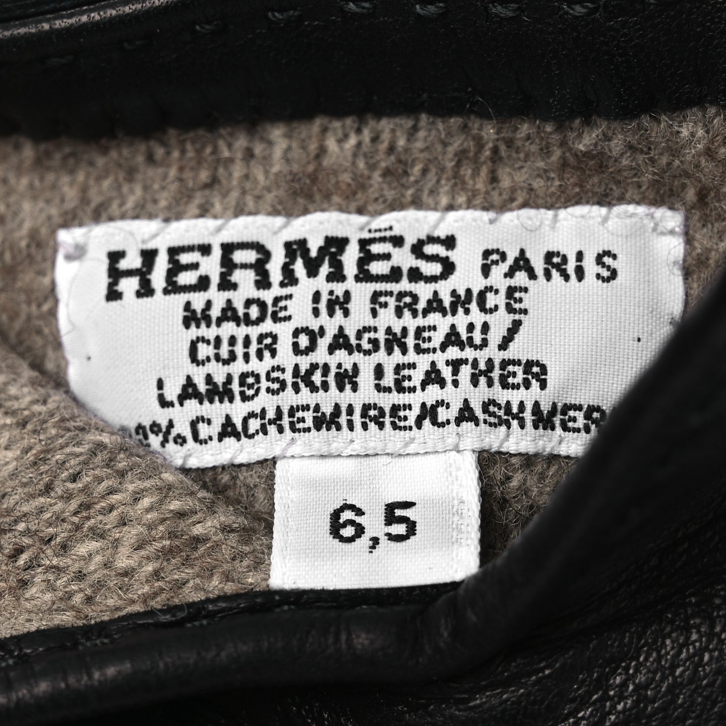 Lambskin Cashmere Kelly Lock Gloves 6.5 Black
