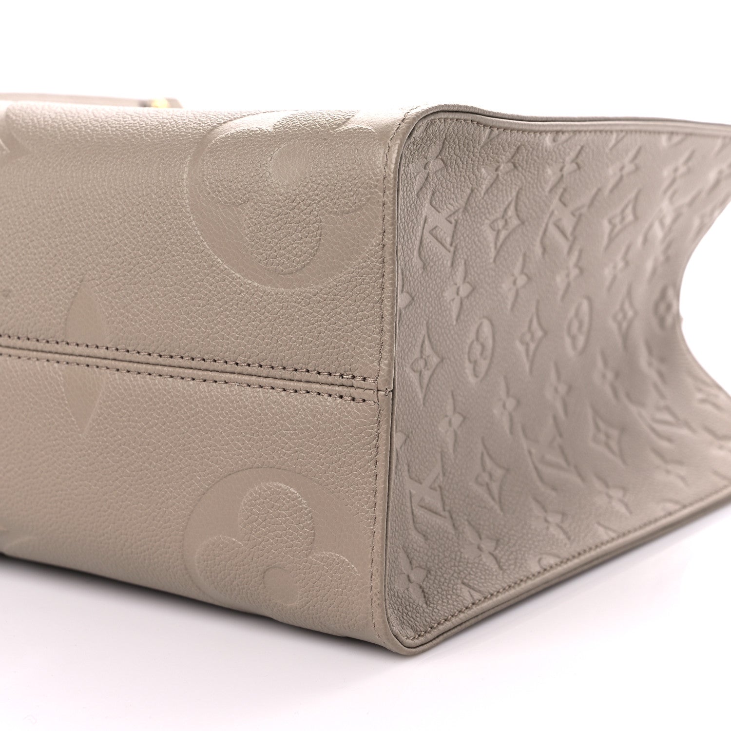Louis Vuitton Empreinte Monogram Giant Onthego MM Tourterelle 8 of 8