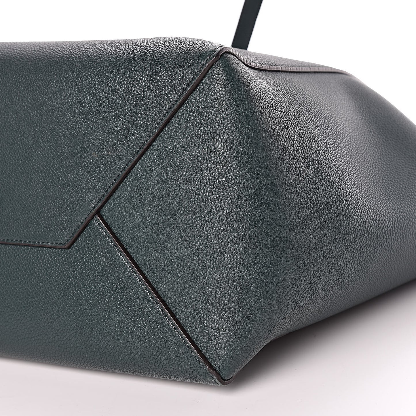 Soft Grained Calfskin Small Belt Cabas Phantom Amazone