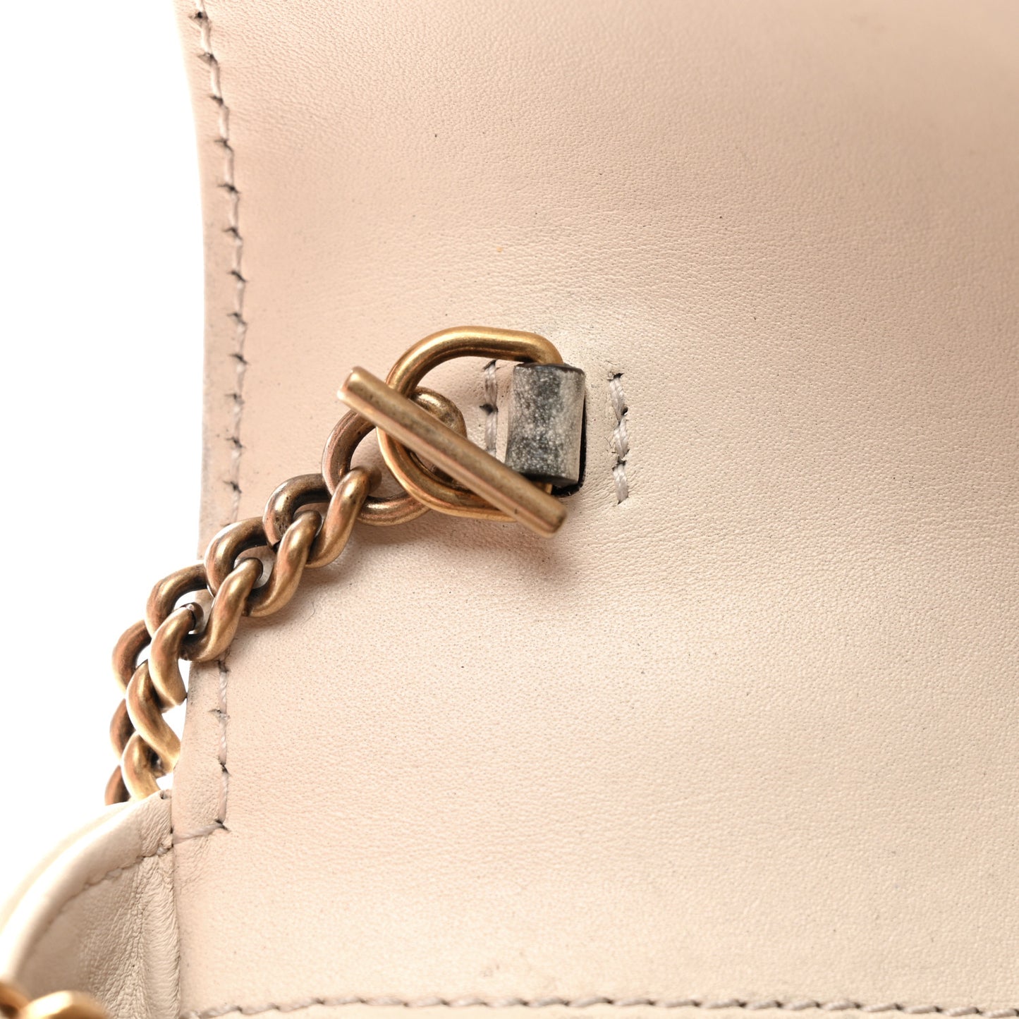 Calfskin Matelasse Super Mini GG Marmont Shoulder Bag White