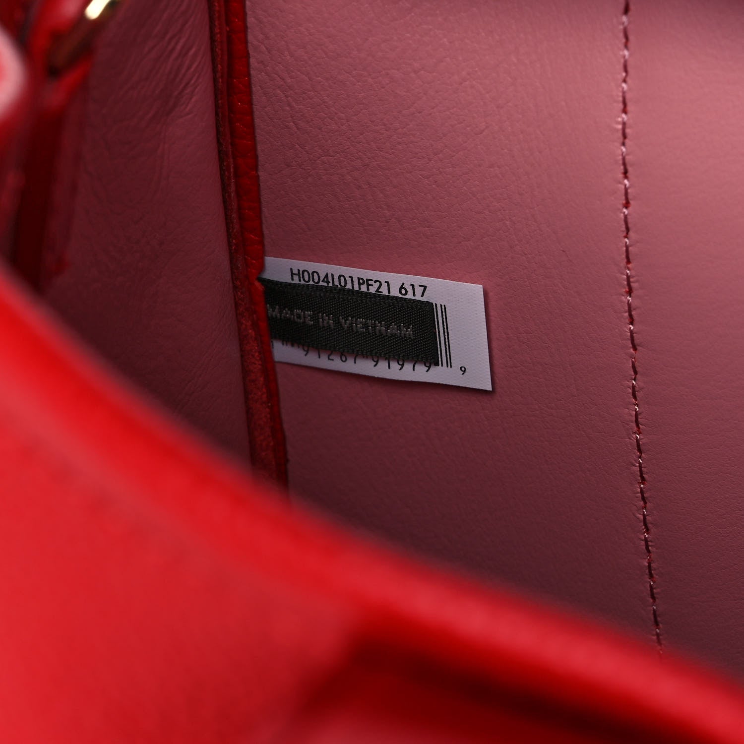 Marc Jacobs Grained Calfskin Medium The Tote Bag True Red 7 of 11