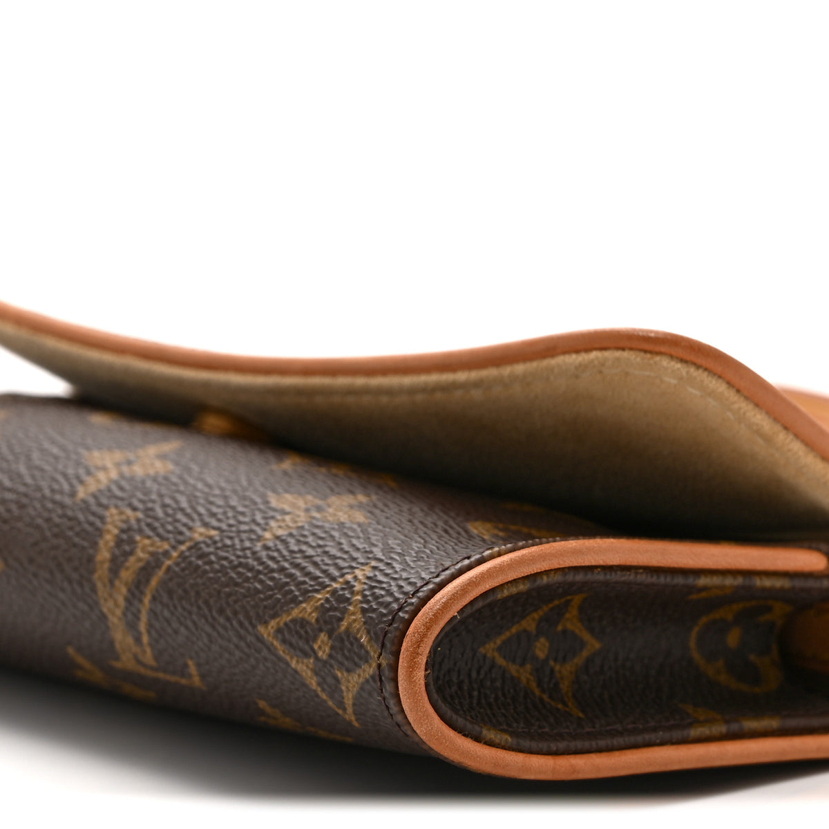 Monogram Pochette Twin PM