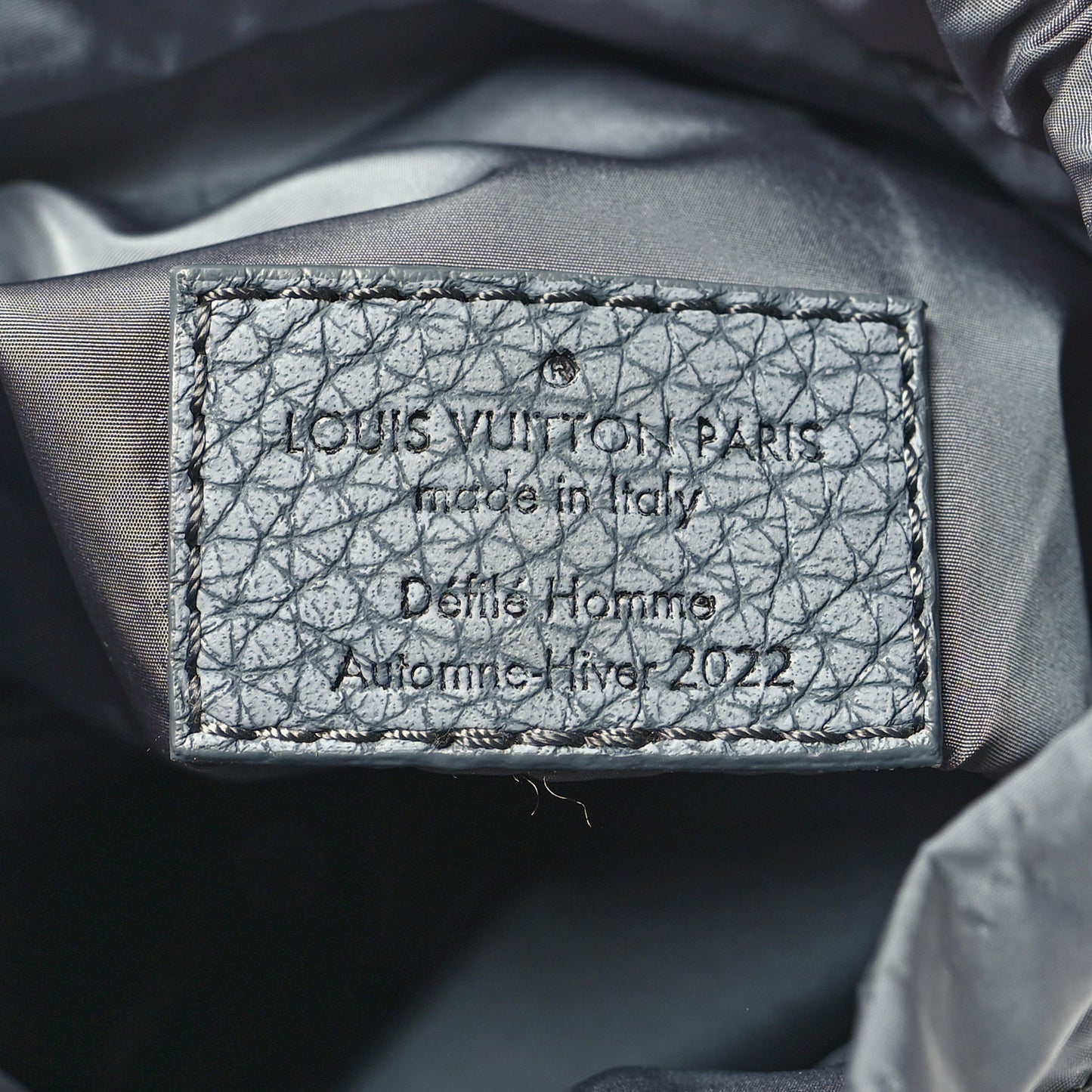 Taurillon Monogram Chalk Pouch Granite Gray
