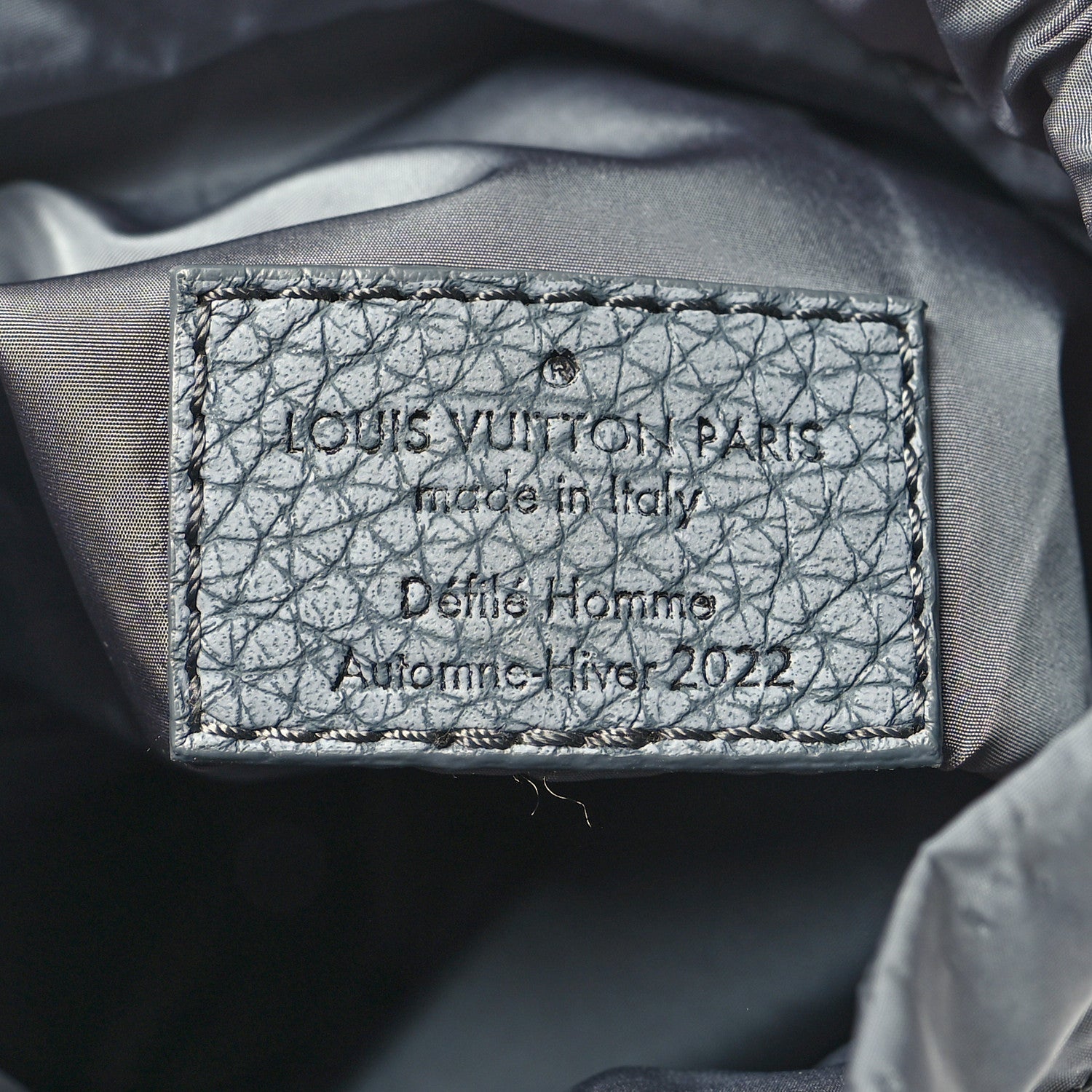 Louis Vuitton Taurillon Monogram Chalk Pouch Granite Gray 6 of 9