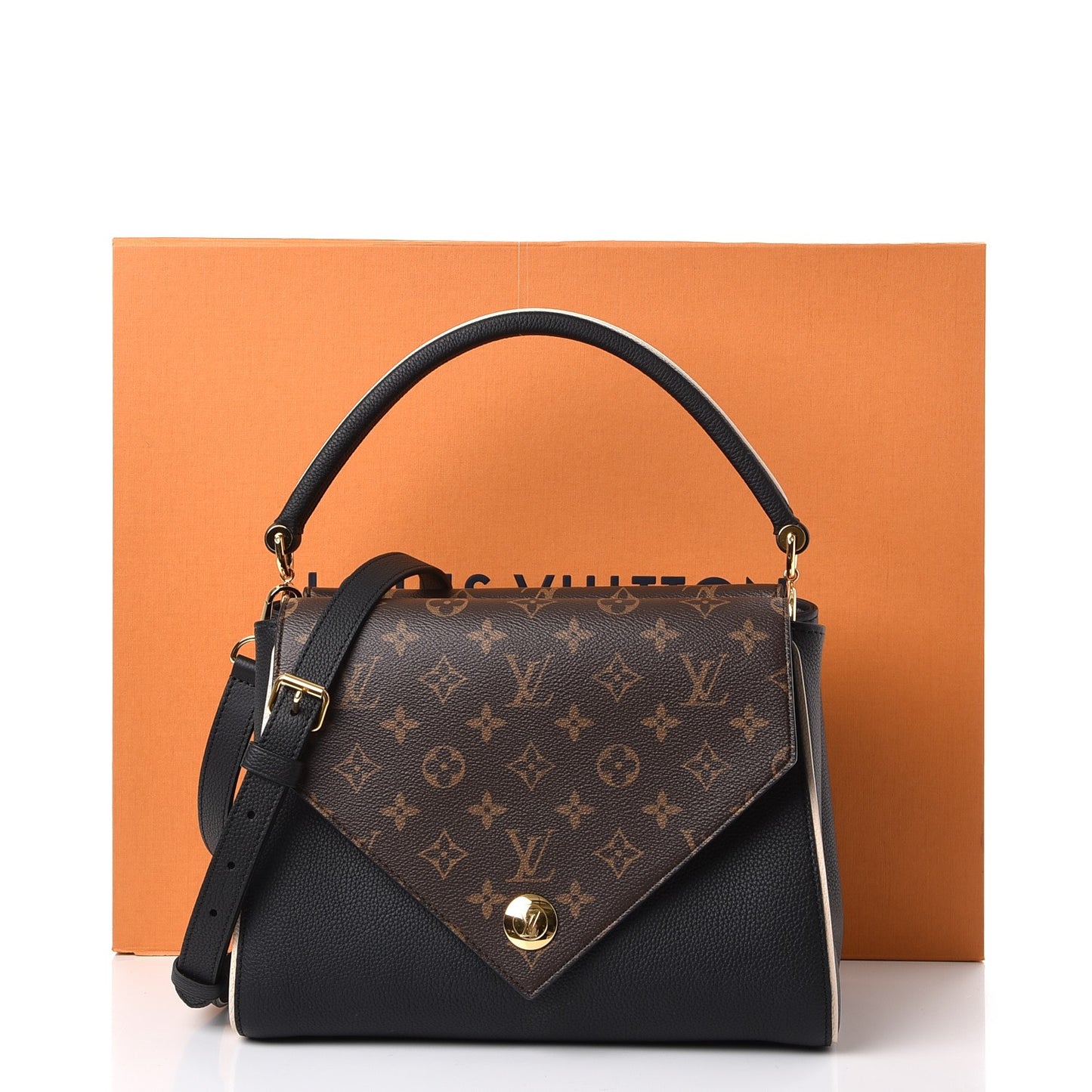 Monogram Double V Black