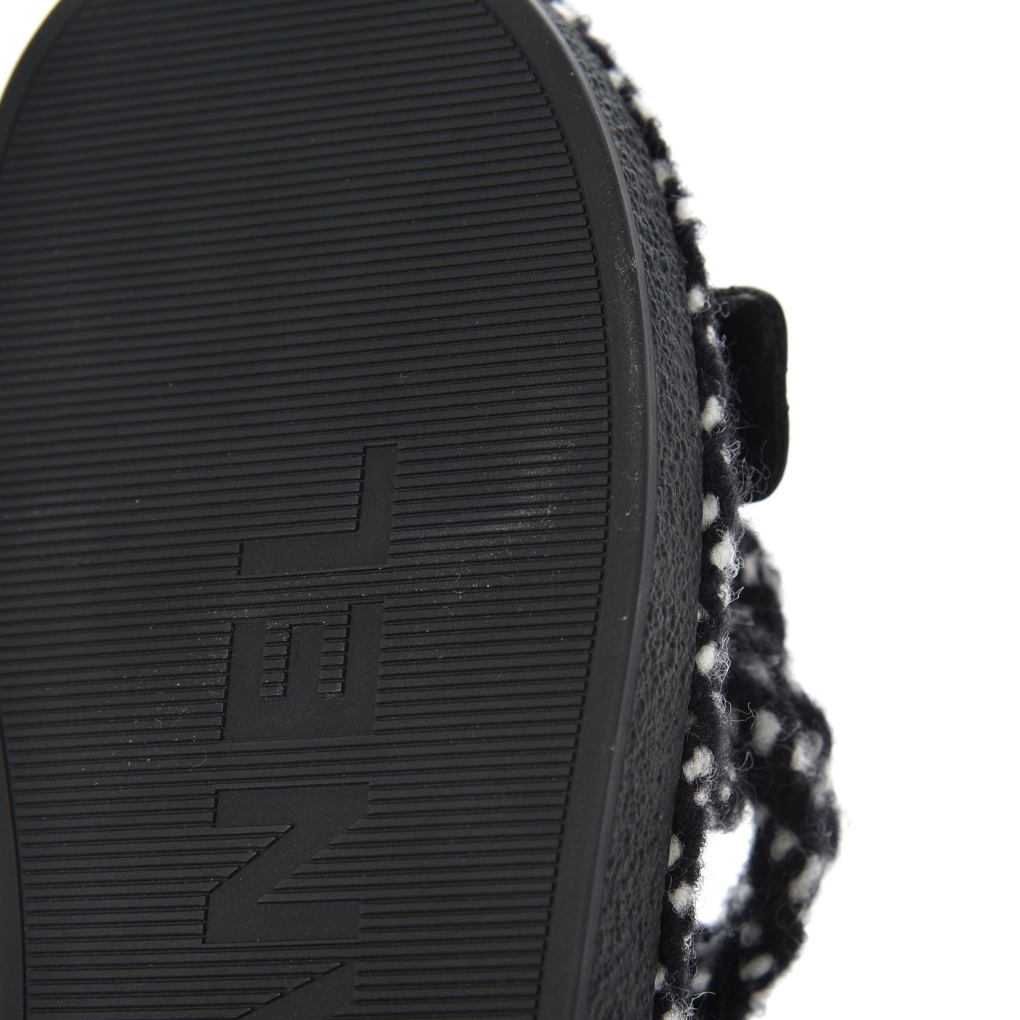 Cord Lambskin Quilted Logo Sandals 39 Black White