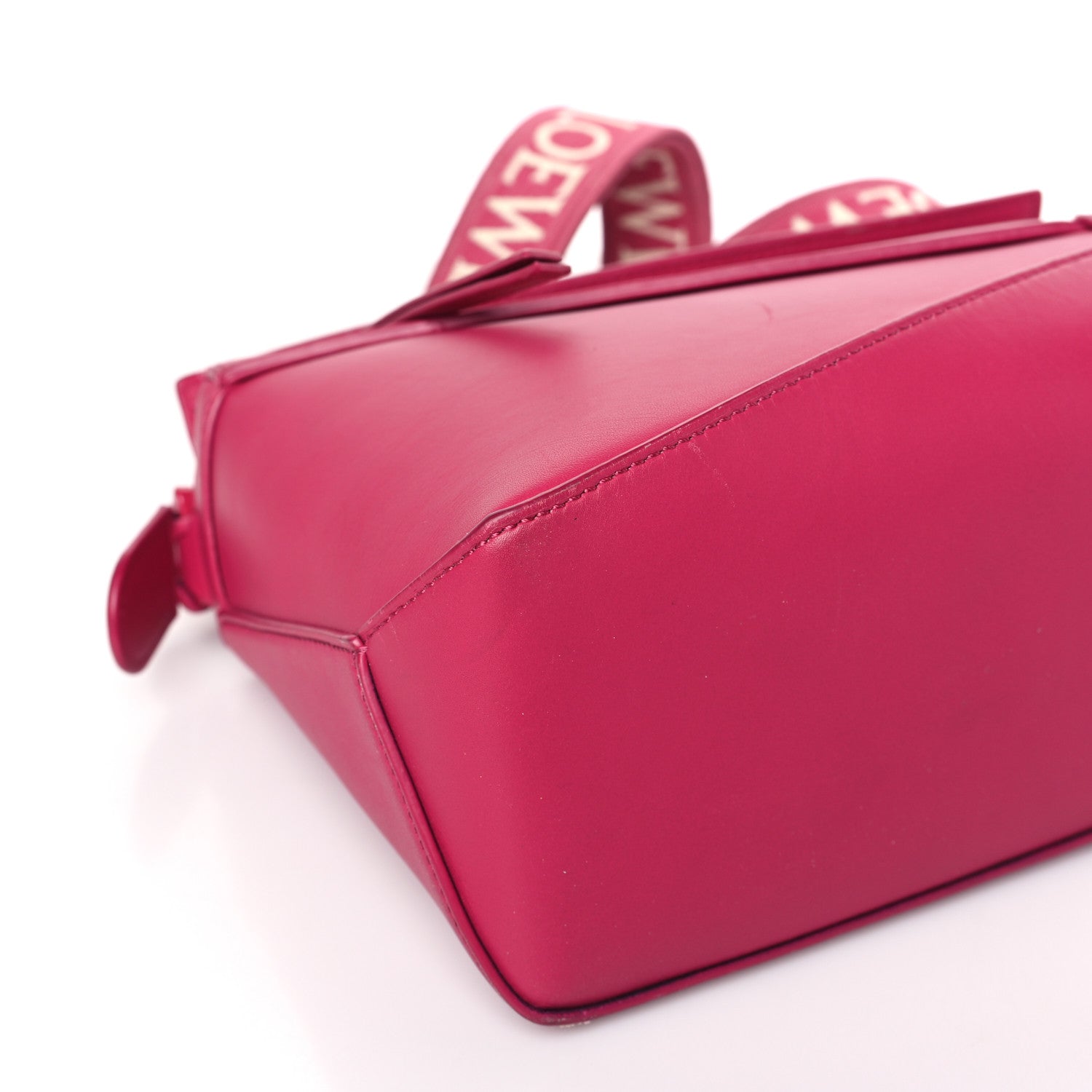 Loewe Satin Calfskin Monochrome Small Puzzle Edge Bag Ruby Red Glaze 7 of 9
