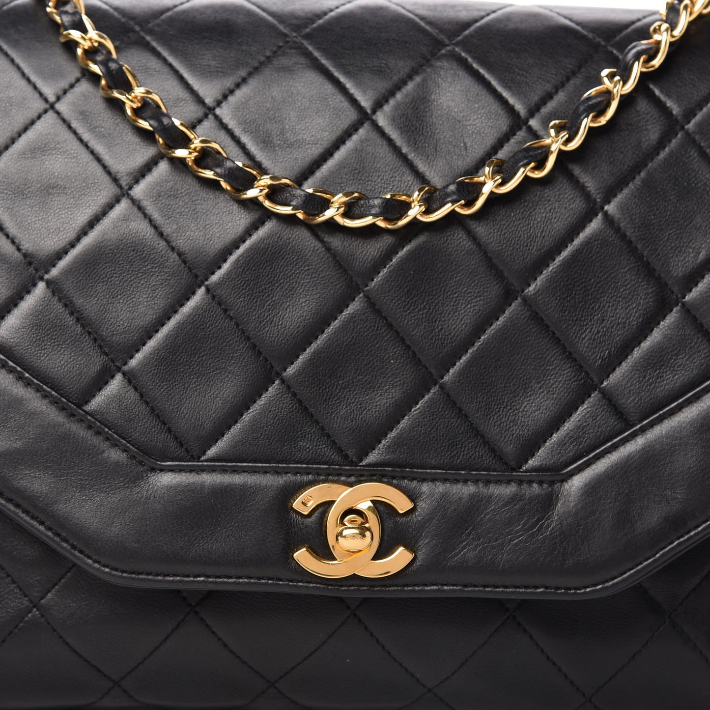 Lambskin Quilted Medium Single Flap Black