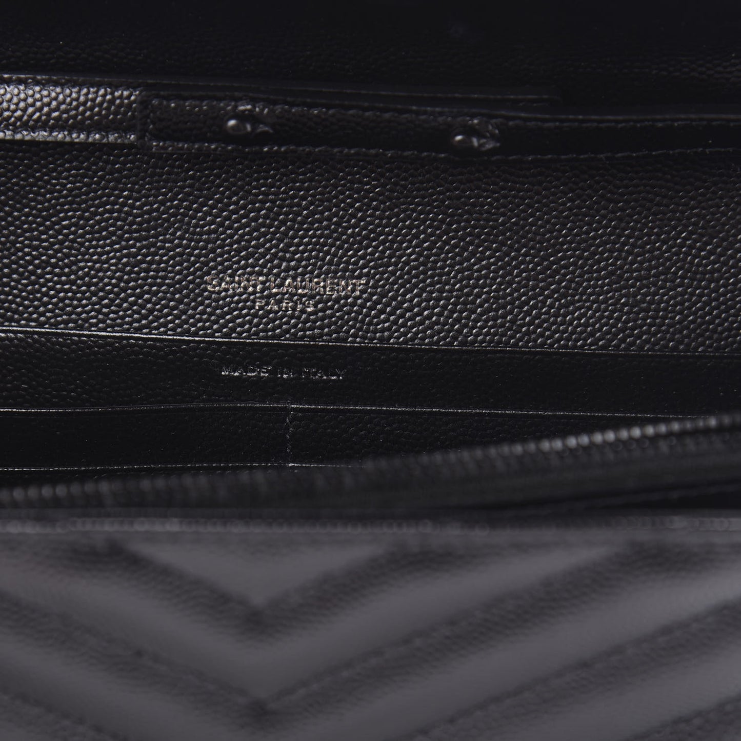 Grain De Poudre Matelasse Chevron Monogram Chain Wallet Black
