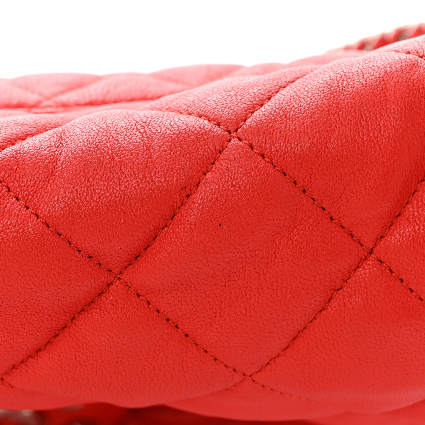 Washed Lambskin Quilted Maxi Chain Around Flap Red