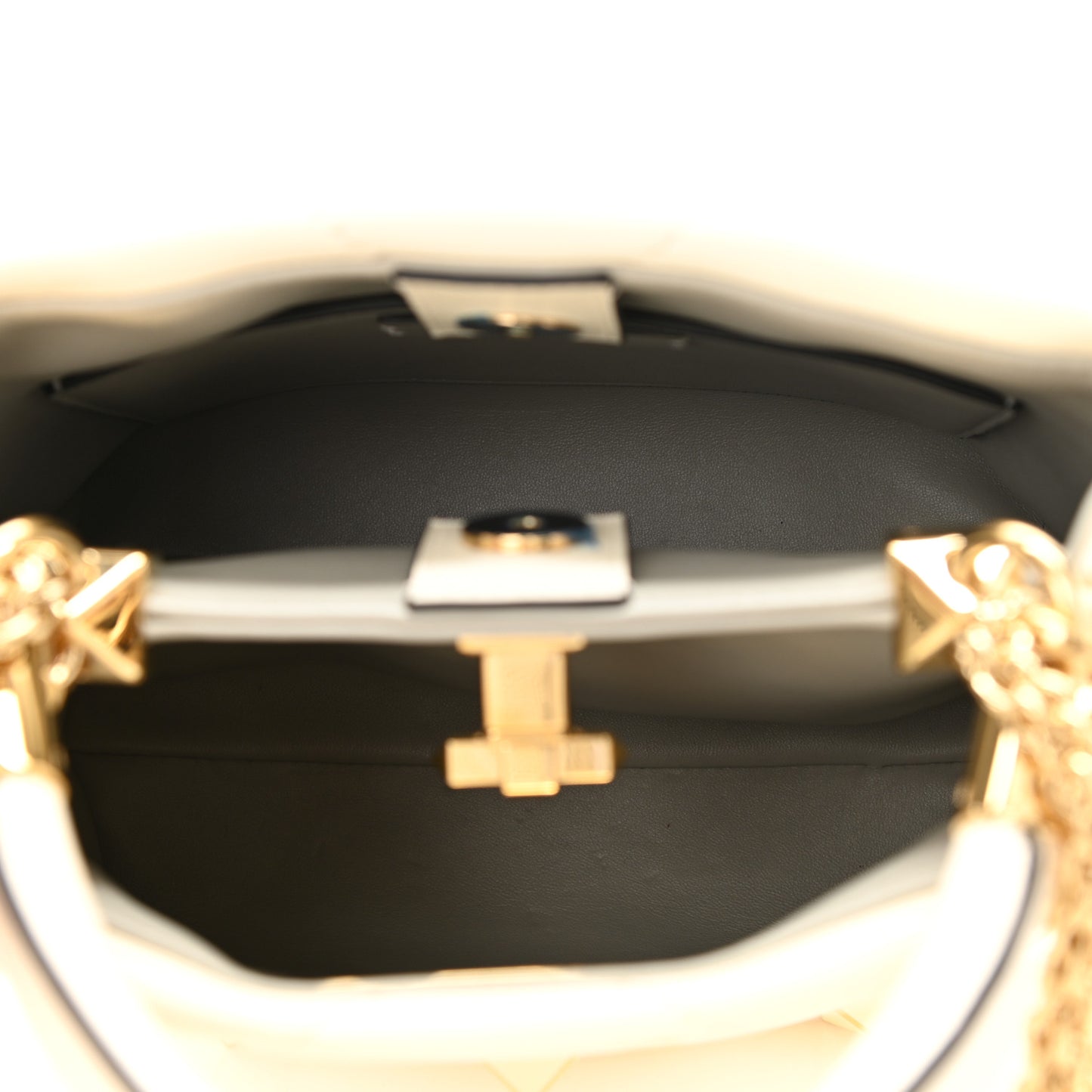 Nappa Enamel Small Roman Stud The Handle Bag Ivory