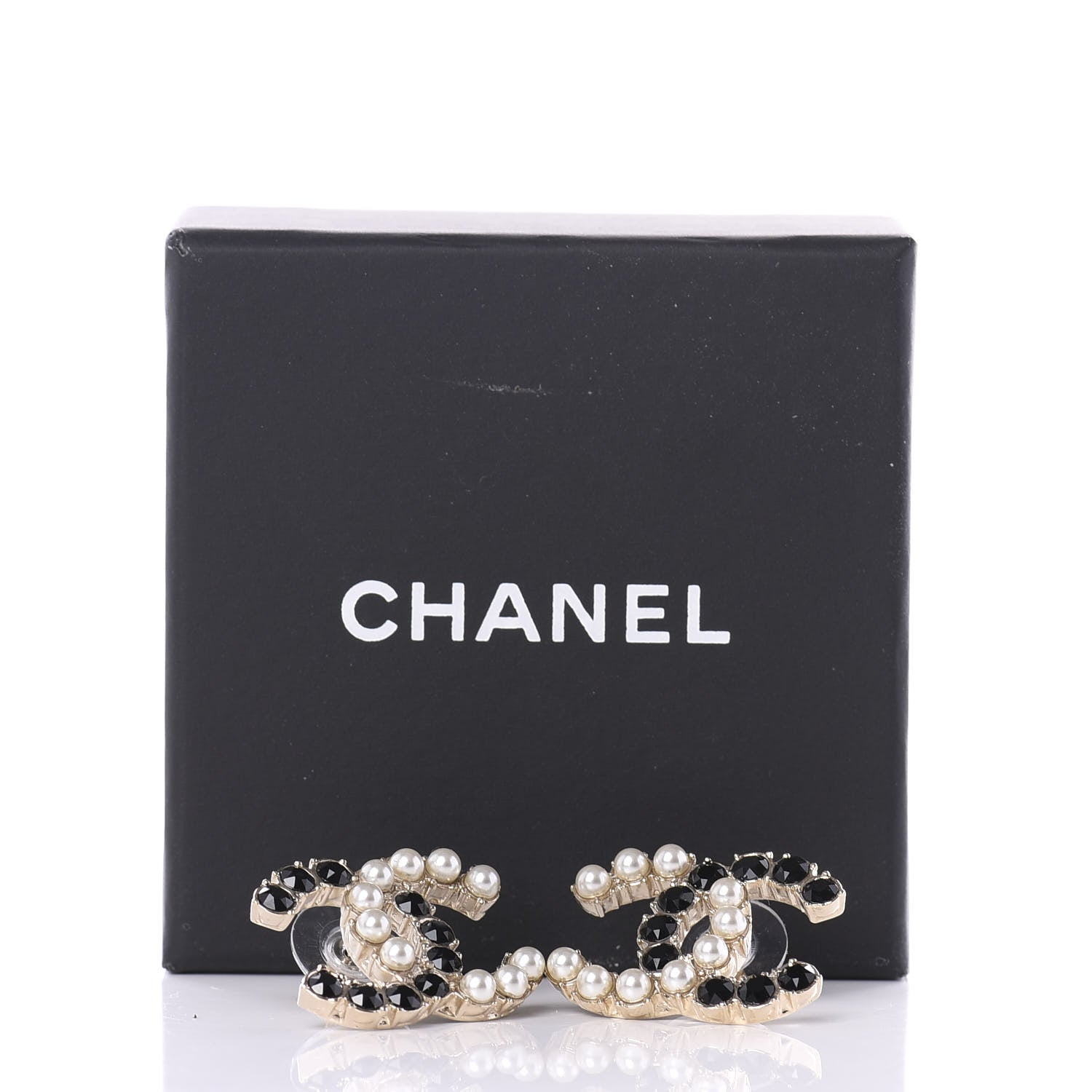 Chanel Resin Pearl CC Dazzling Domino Earrings Gold Black 5 of 5