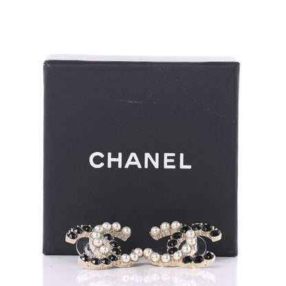 Chanel Resin Pearl CC Dazzling Domino Earrings Gold Black 5 of 5