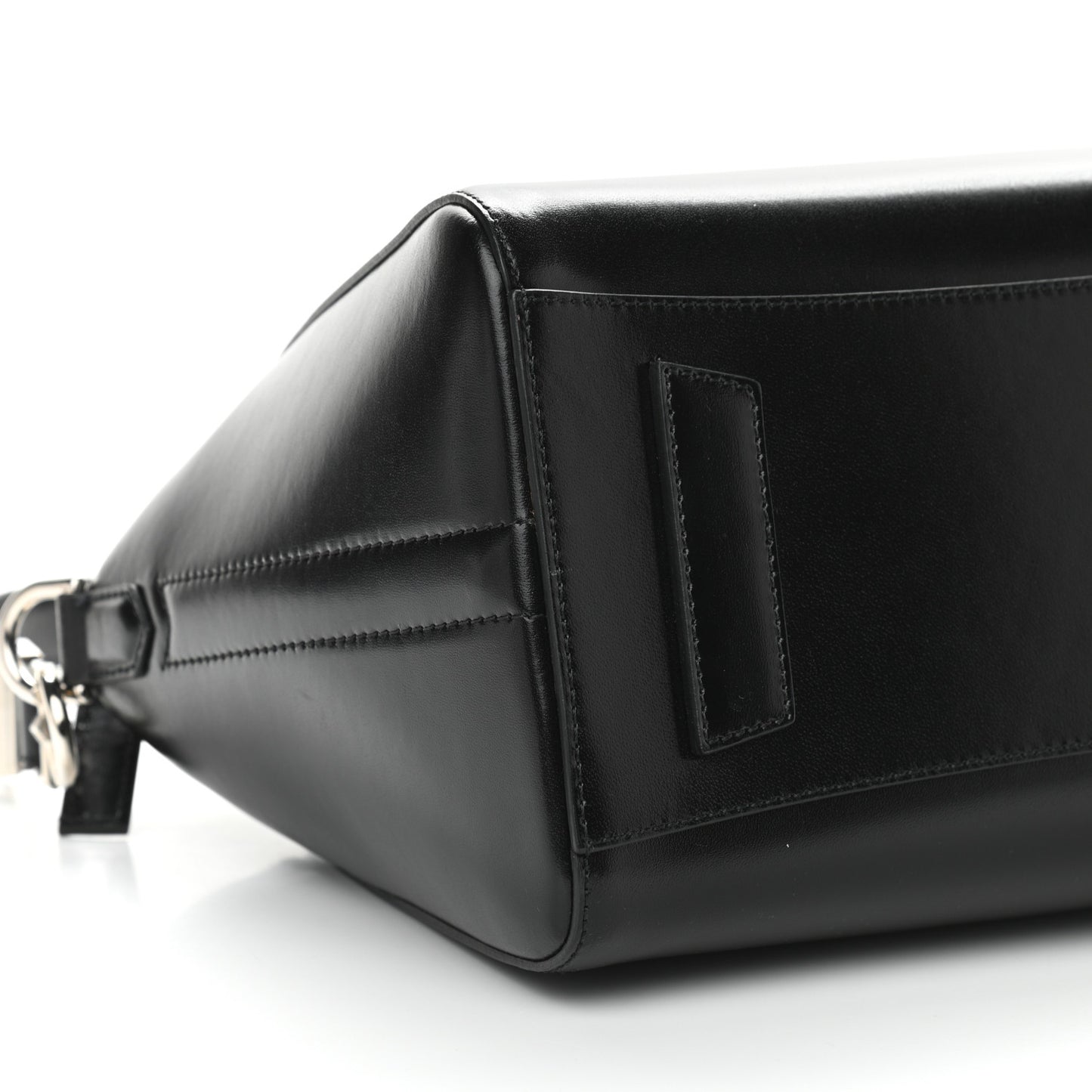 Shiny Lord Calfskin Small Antigona Black