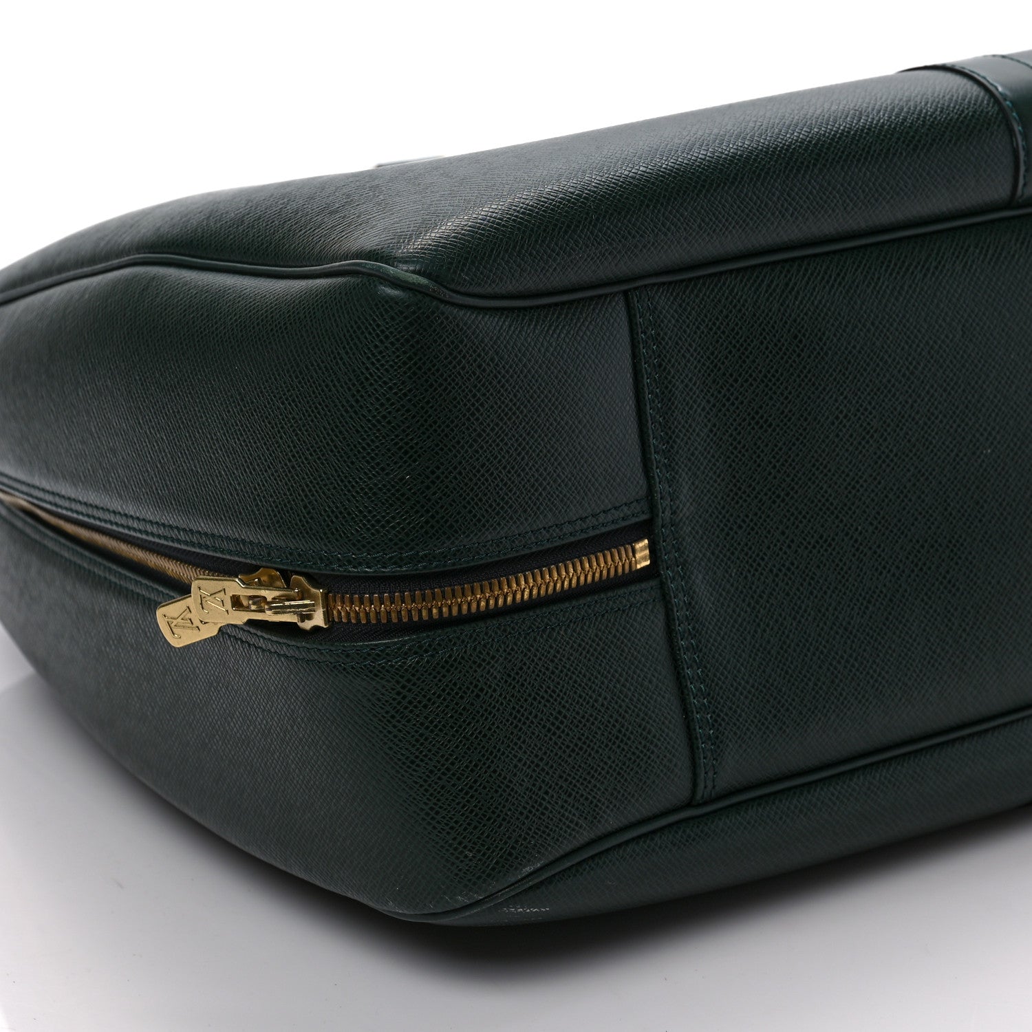 Louis Vuitton Taiga Helanga 1 Poche Epicea 6 of 8