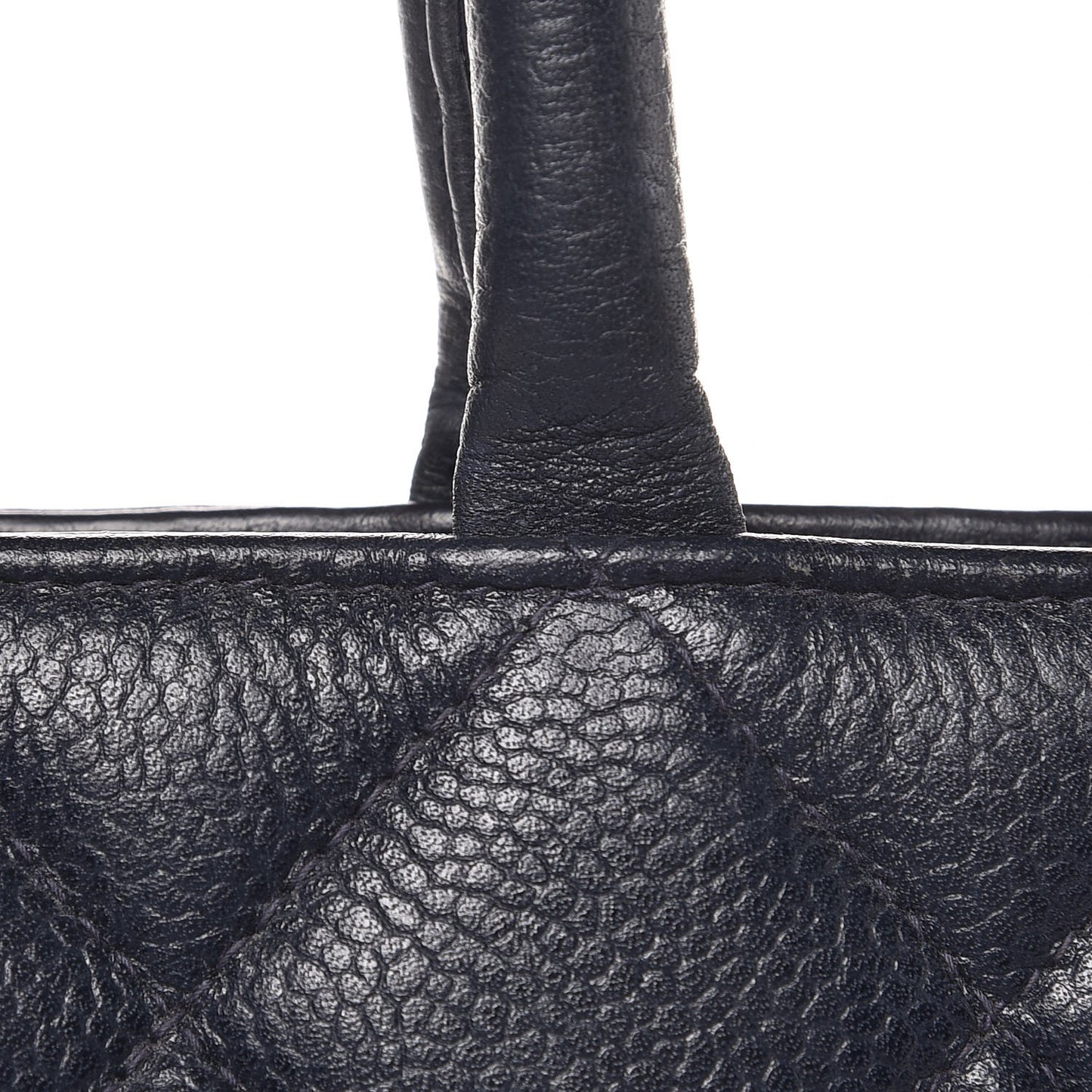 Caviar Quilted Medallion Tote Navy