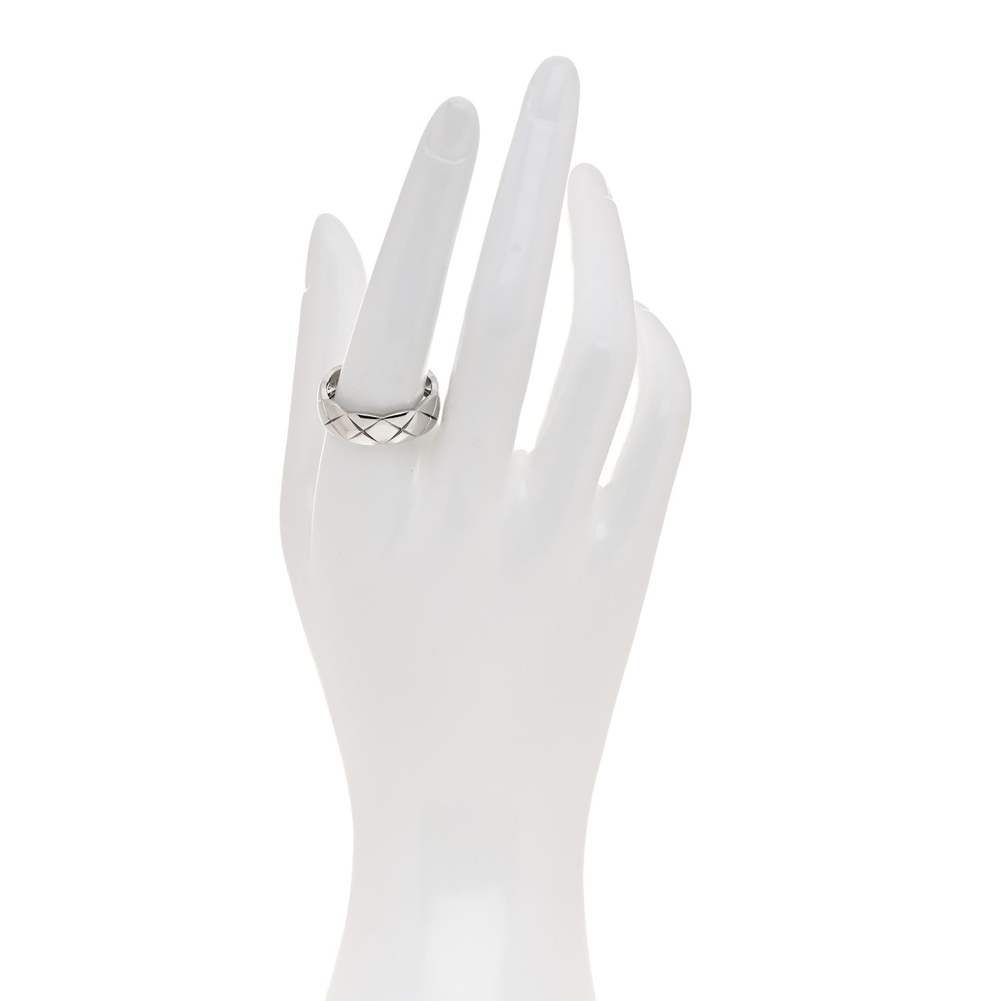 18K White Gold Small Coco Crush Ring 62 10