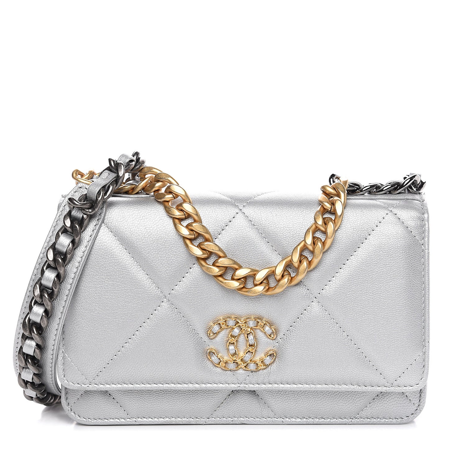 Metallic Goatskin Quilted 19 Wallet On Chain WOC Silver