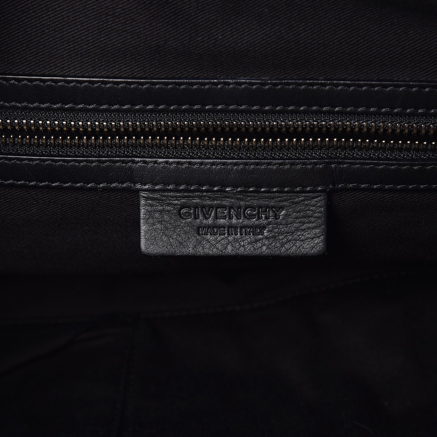 Lambskin Studded Medium Nightingale Black
