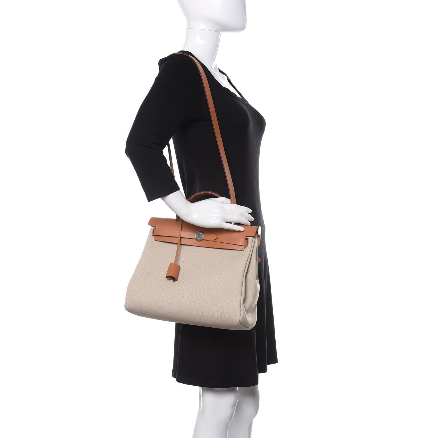 Hermes Military Toile Vache Hunter Herbag Zip Retourne 31 PM Beton Naturel 2 of 12