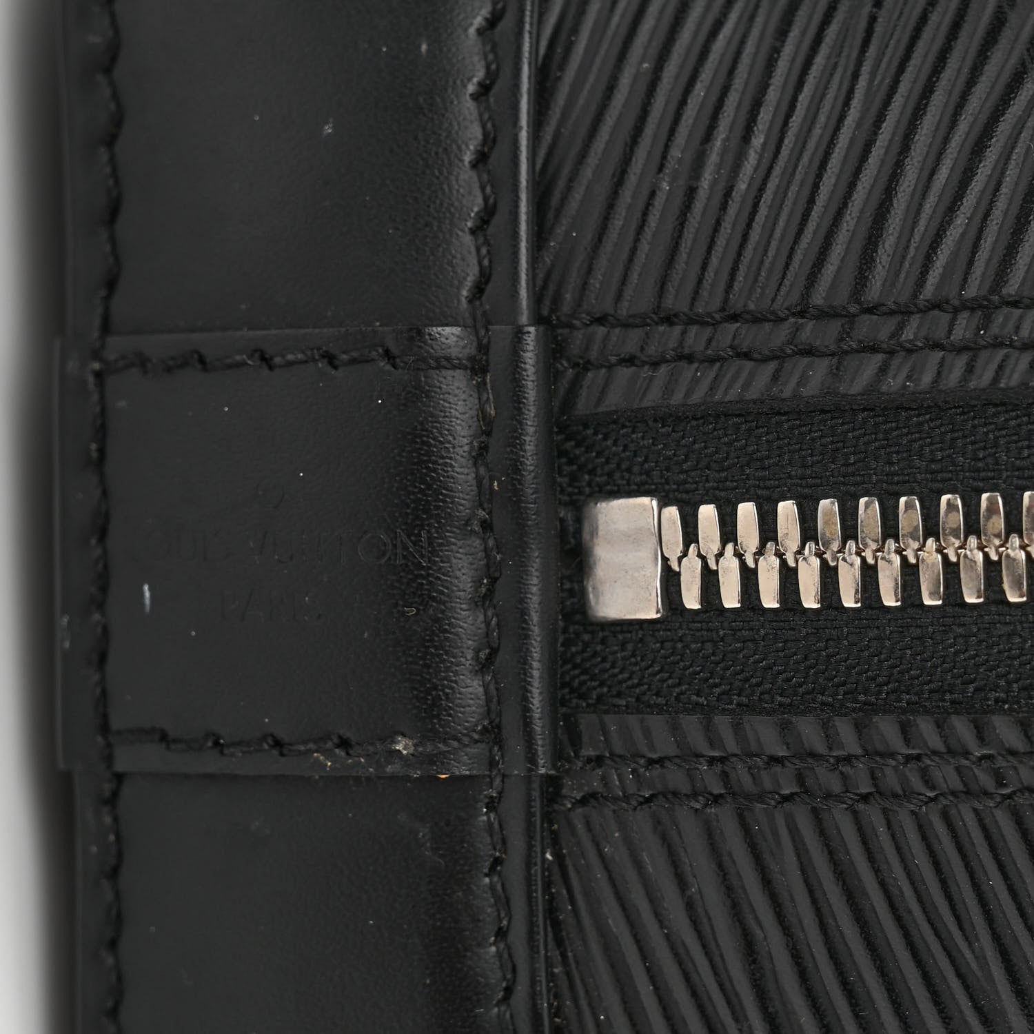 Louis Vuitton Epi Alma BB Black 6 of 10