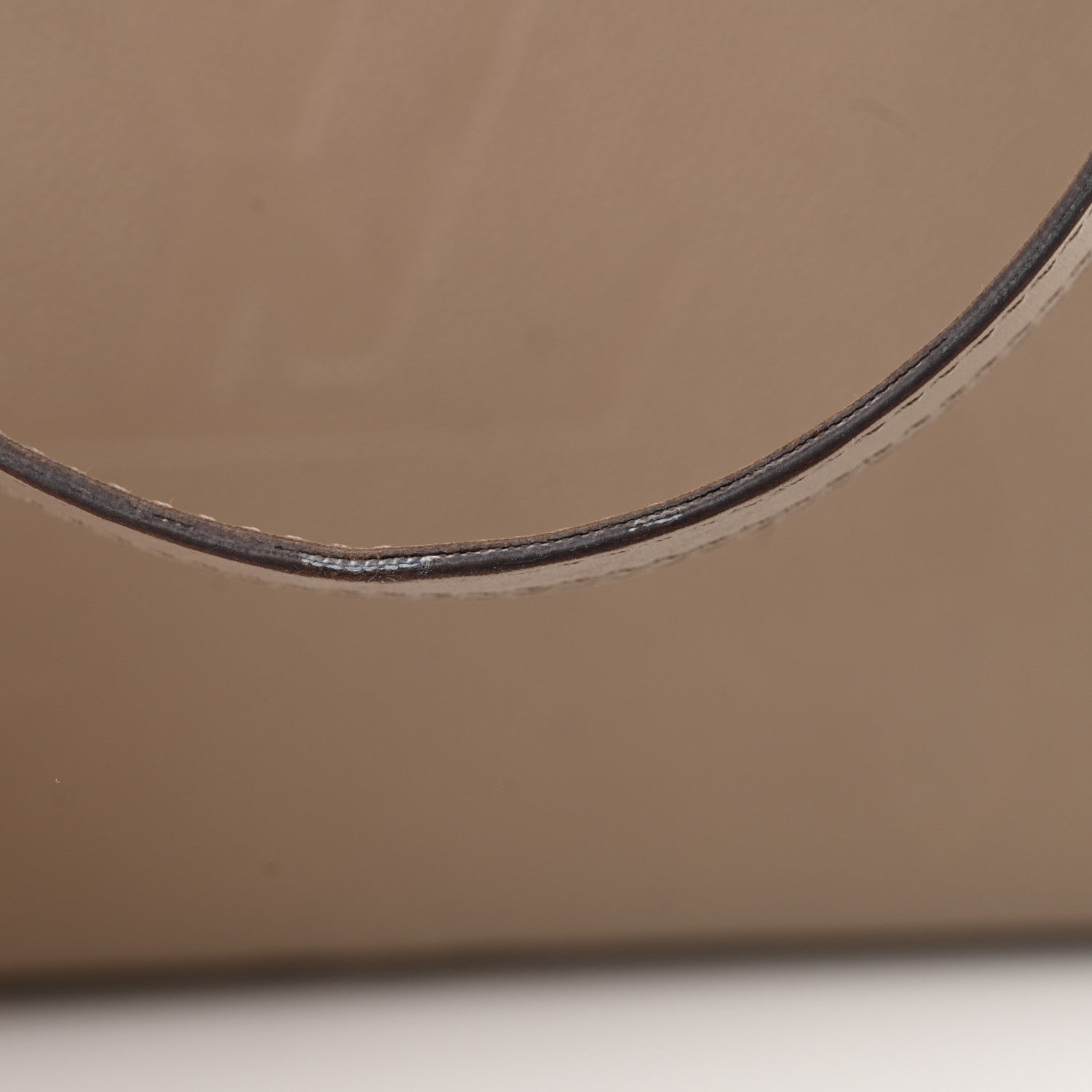 Louis Vuitton Empreinte Monogram Giant Onthego MM Tourterelle 18 of 21