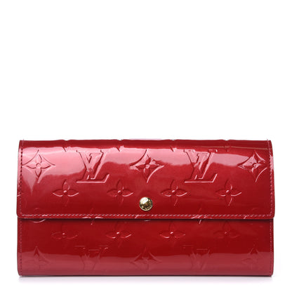 Louis Vuitton Vernis Sarah Wallet Pomme D'Amour 1 of 11