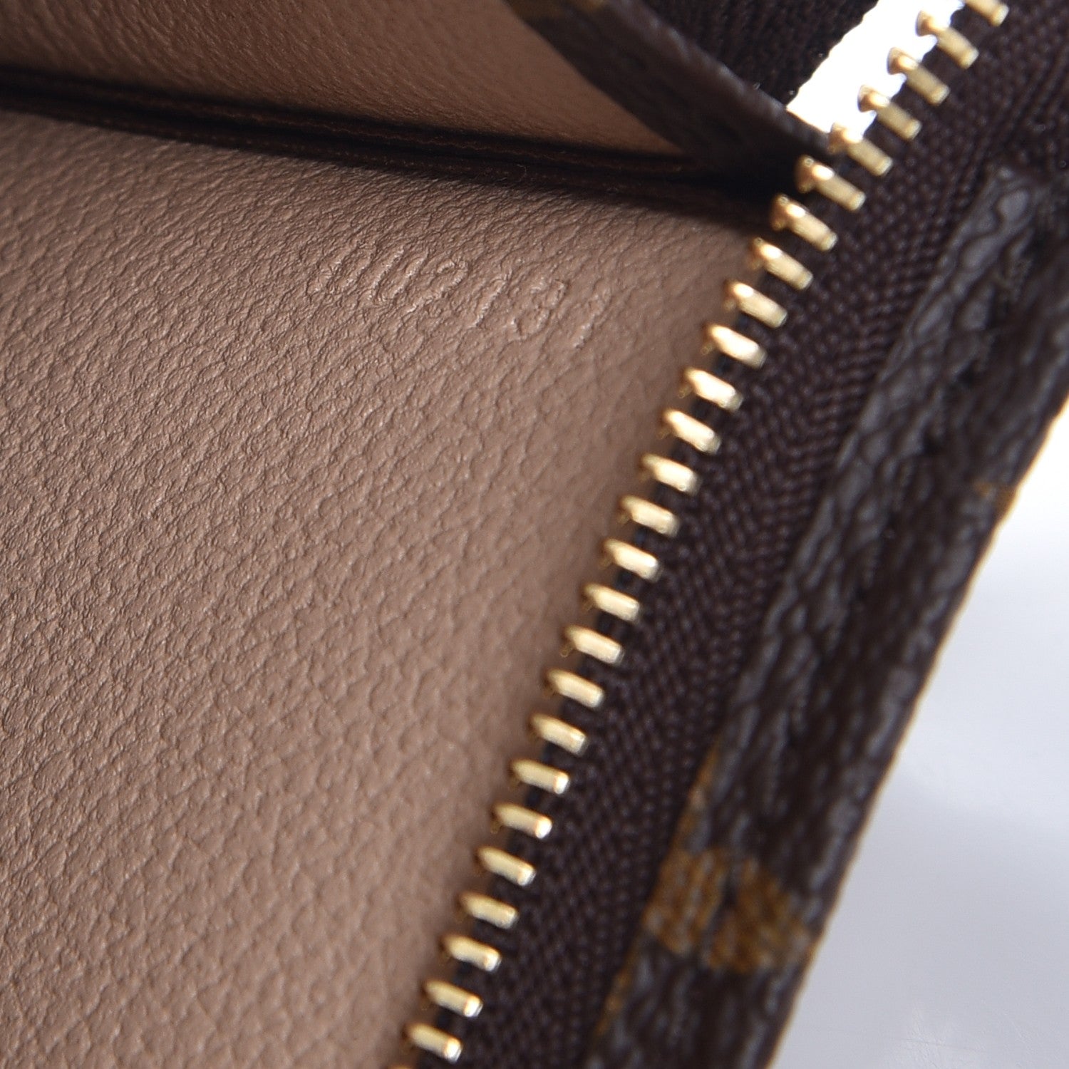 Louis Vuitton Monogram Toiletry Pouch 19 7 of 8