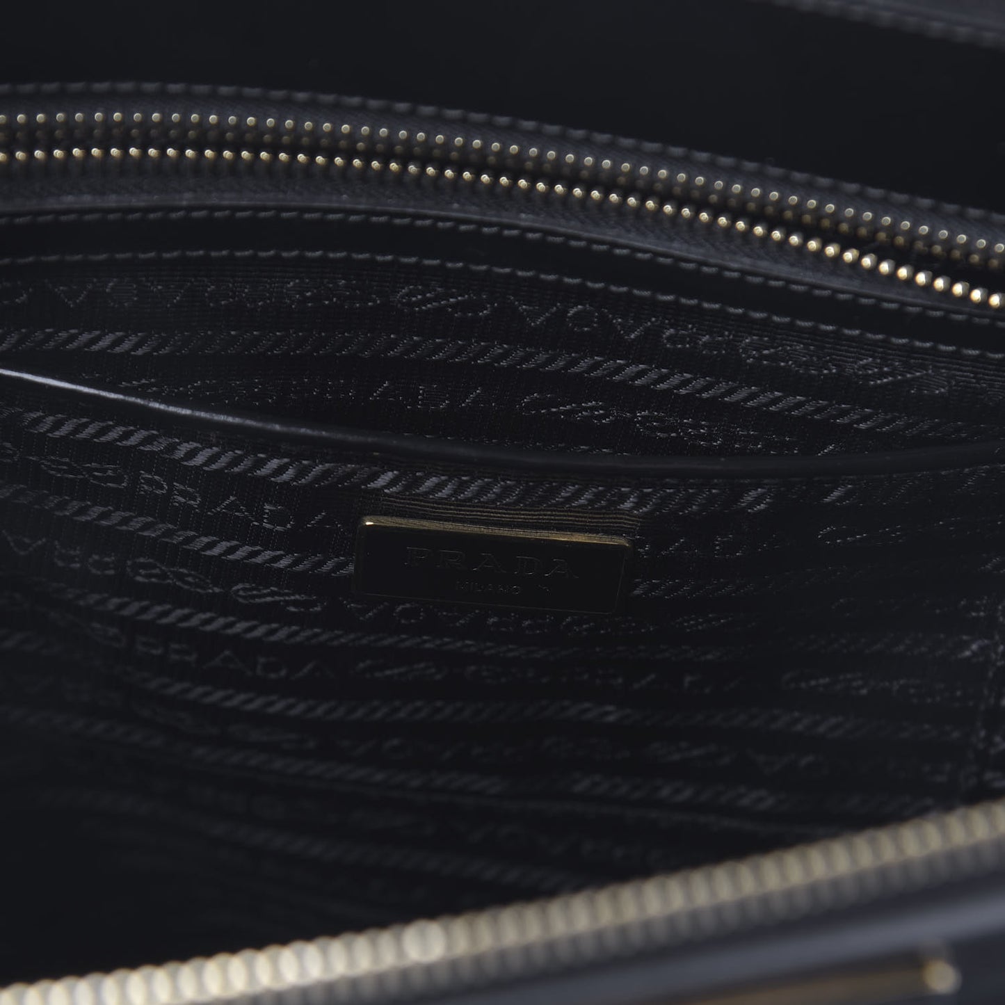 Spazzolato Large Galleria Double Zip Tote Black