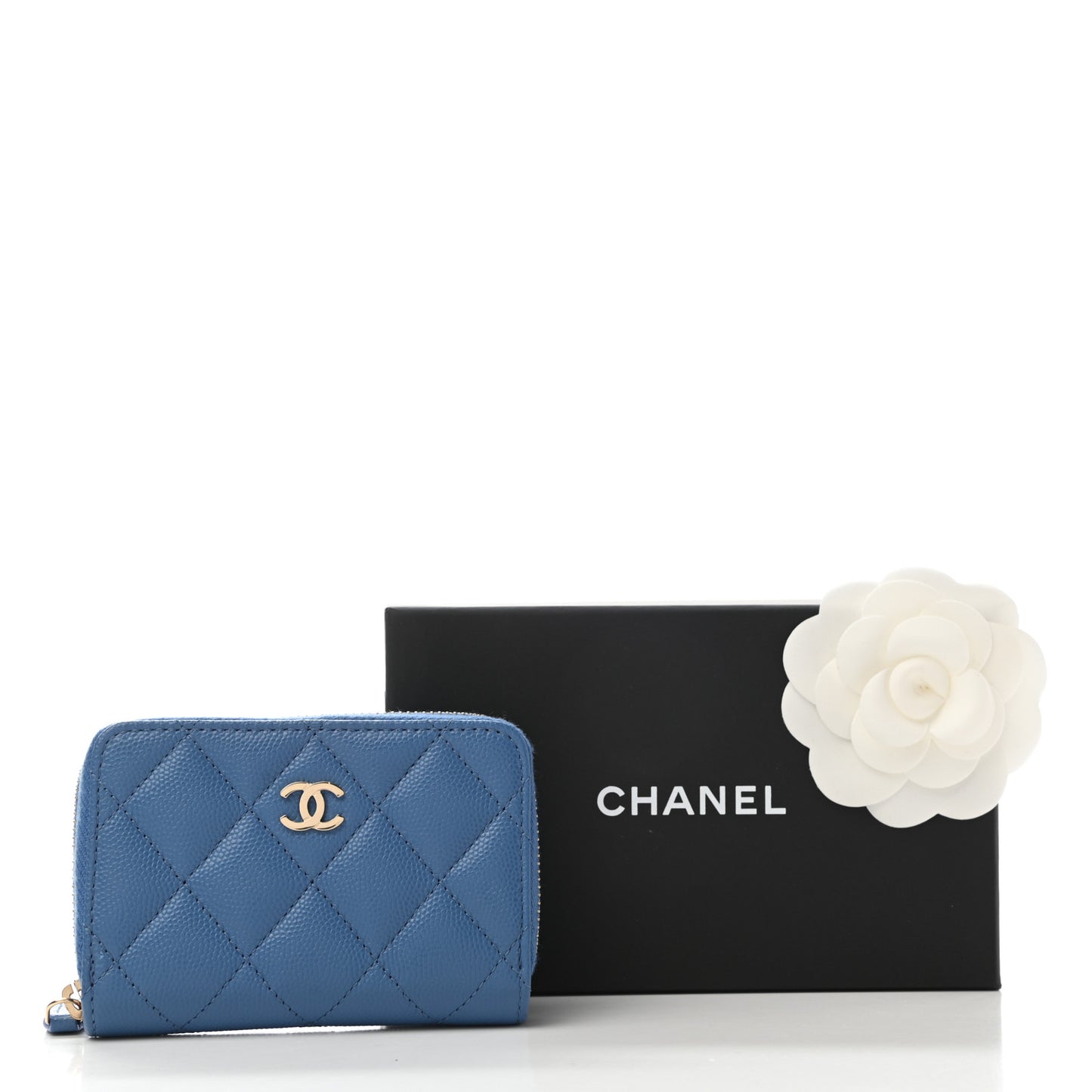 Caviar Quilted Zip Coin Purse Blue