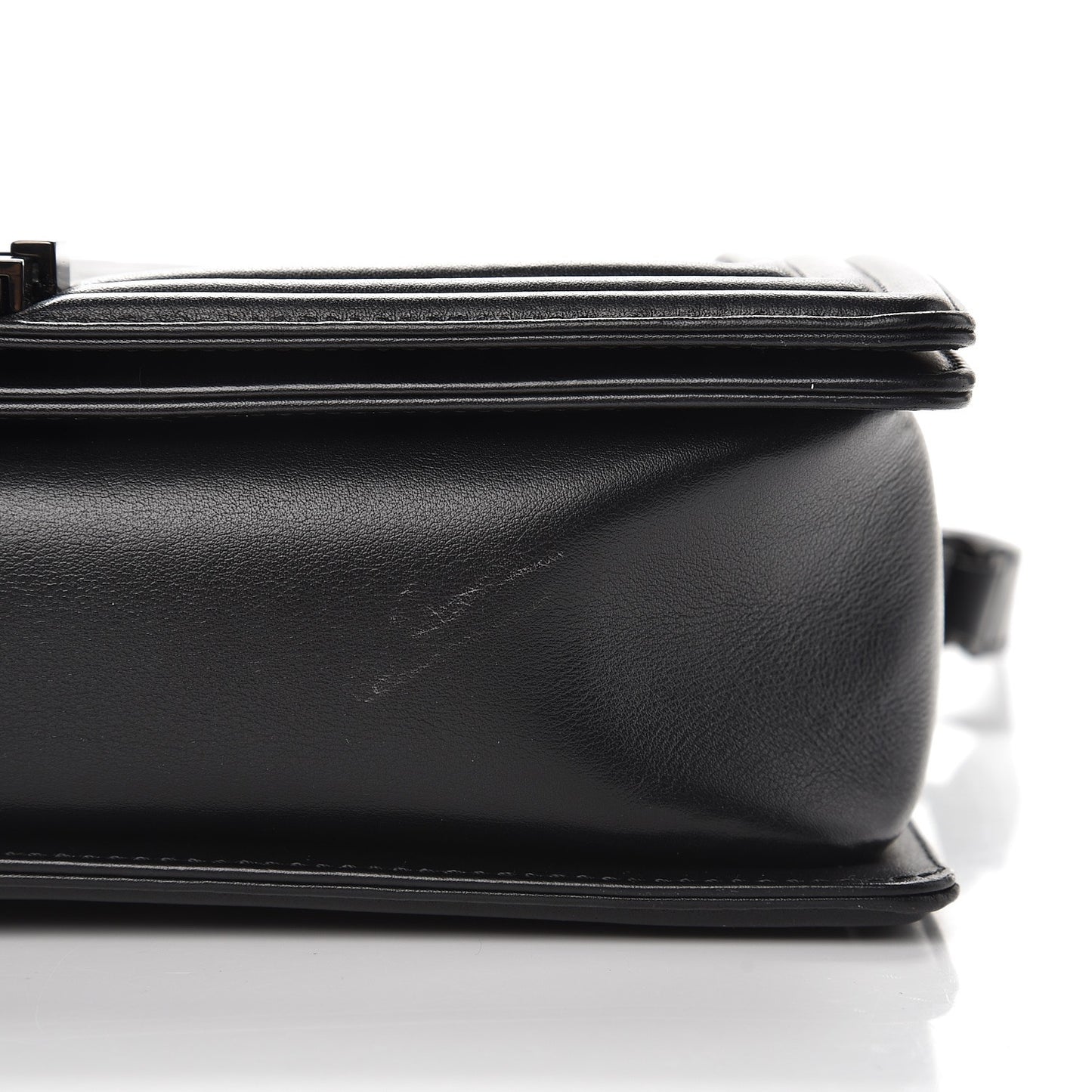 Calfskin Quilted New Medium Boy Flap So Black