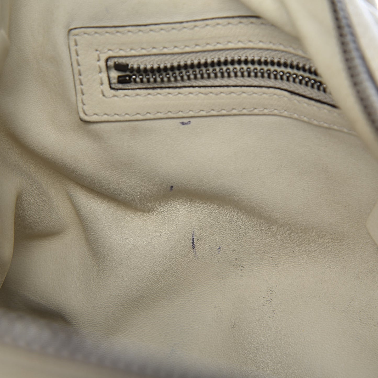 Calfskin Medium Icon Bit Boston Off White
