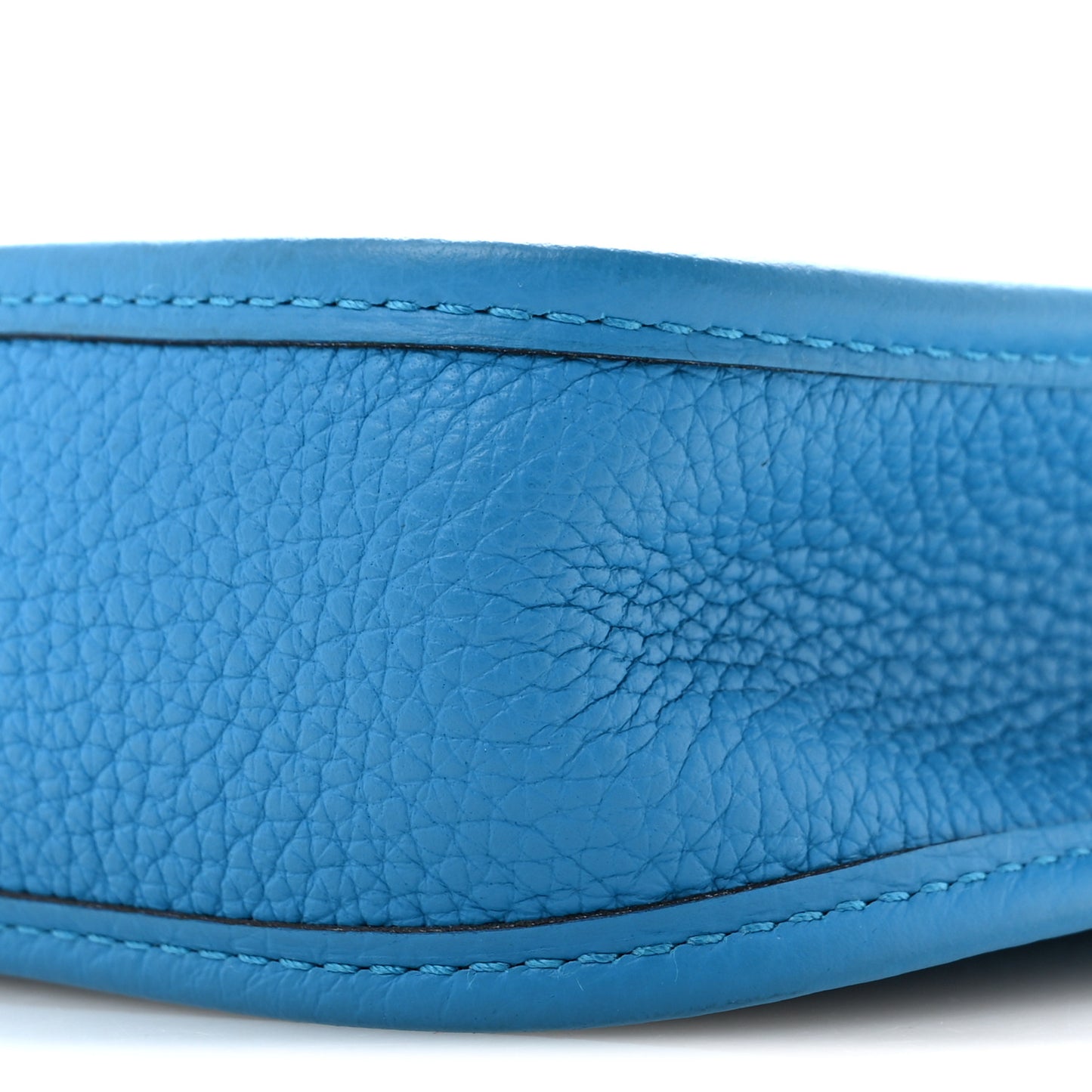 Taurillon Clemence Evelyne TPM Bleu Zanzibar