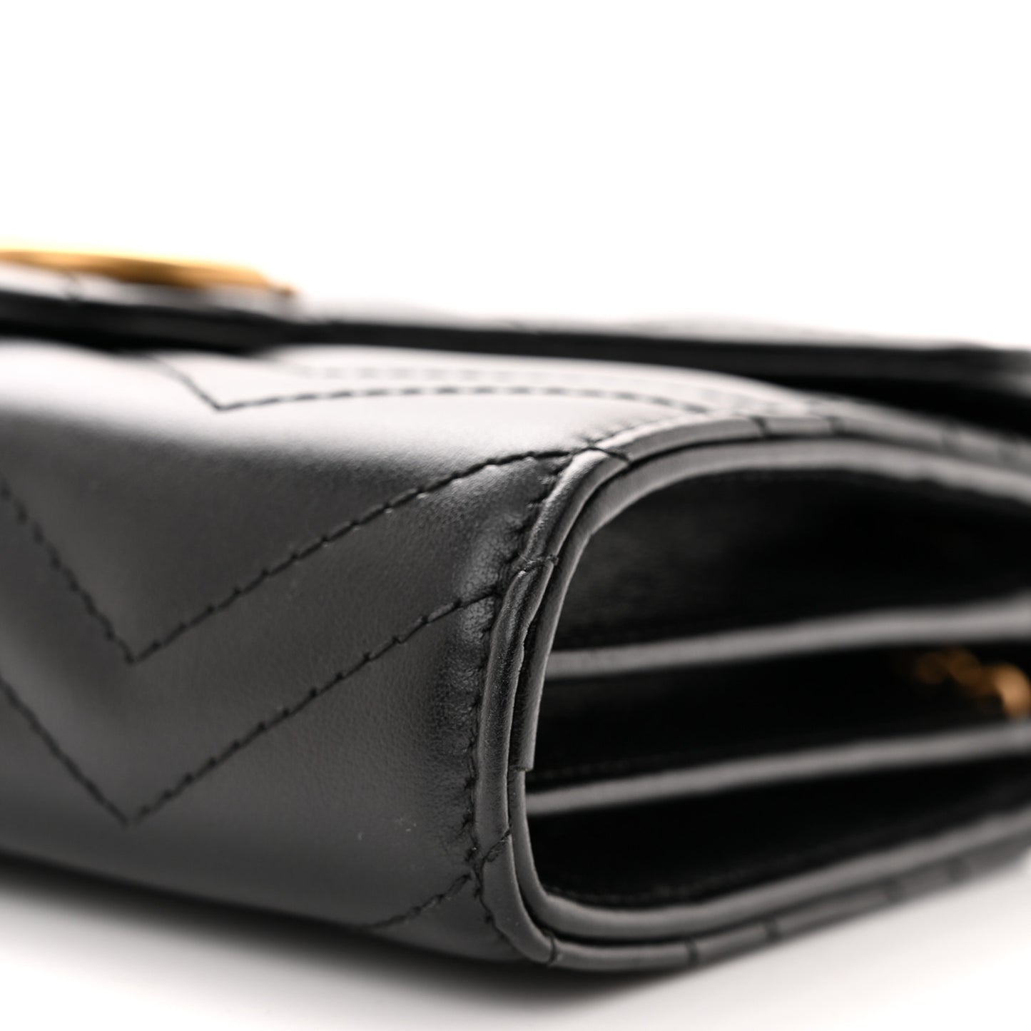 Calfskin Matelasse GG Marmont Chain Wallet Black