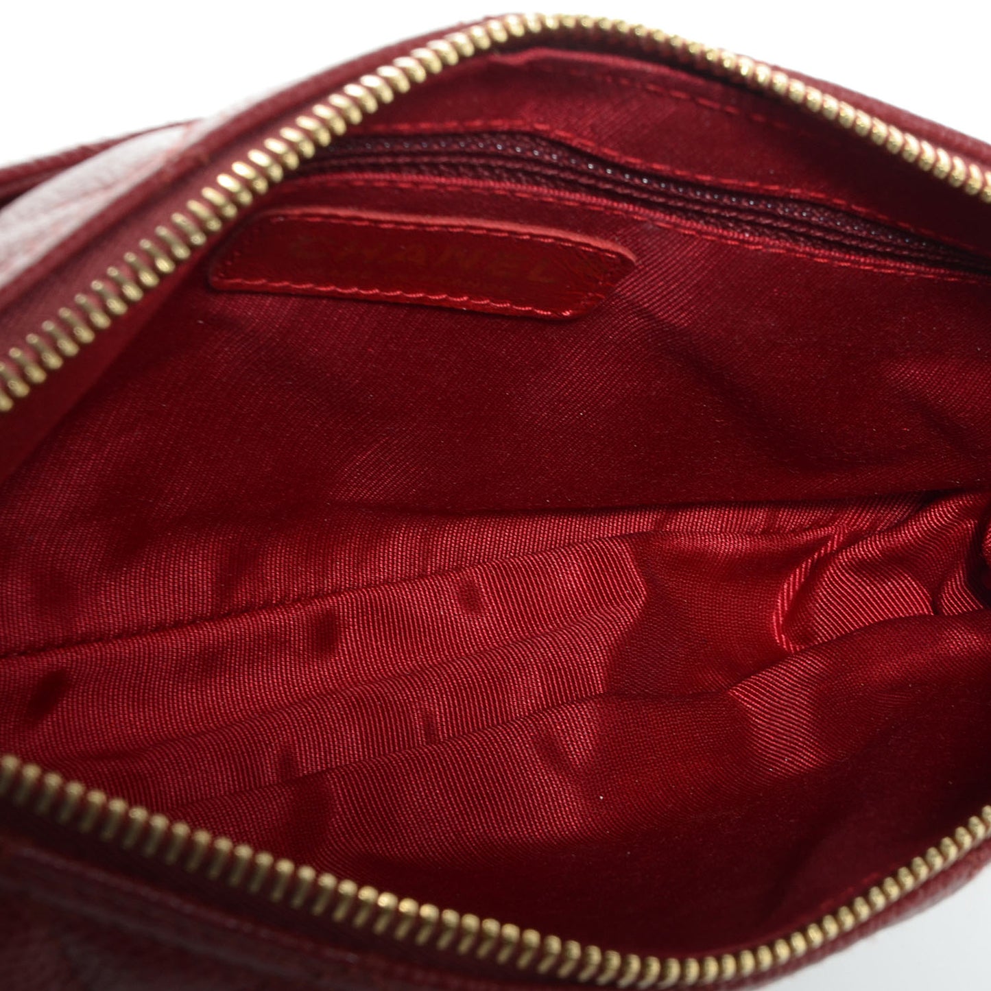 Caviar Quilted Pochette Red