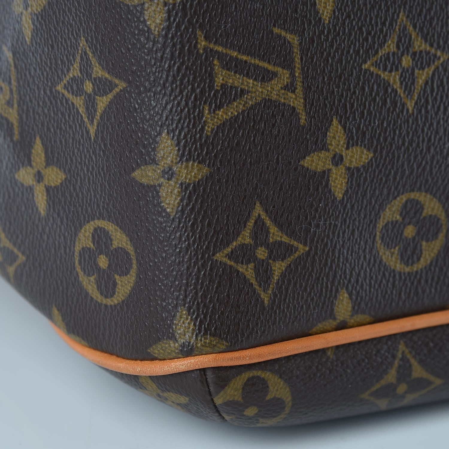 Louis Vuitton Monogram Tikal GM 15 of 17
