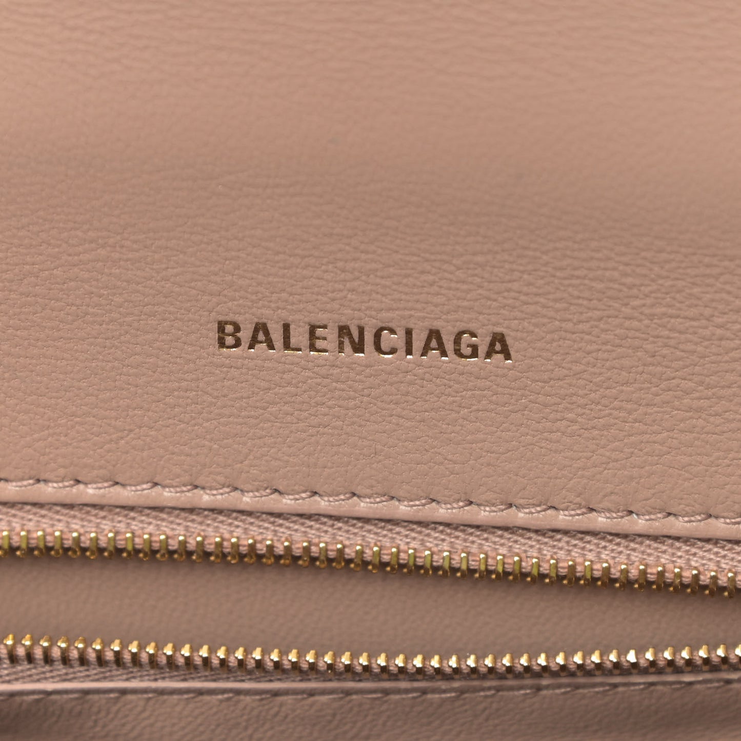 Grained Calfskin Small Hourglass Top Handle Bag Nude Beige