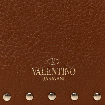 Valentino Garavani Pebbled Calfskin Large Rockstud Envelope Clutch Light Cuir 6 of 7