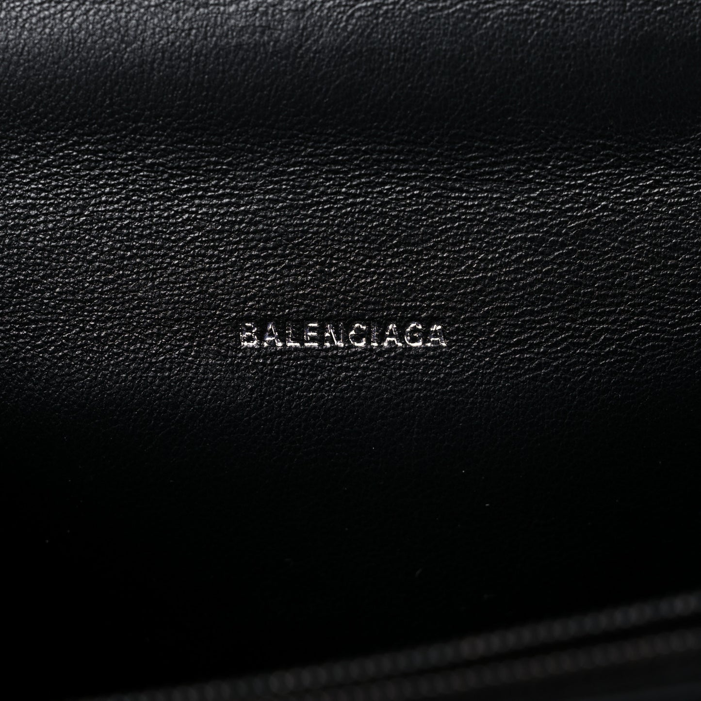 Shiny Calfskin Monochrome Crocodile Embossed S Sharp Chain Shoulder Bag Black