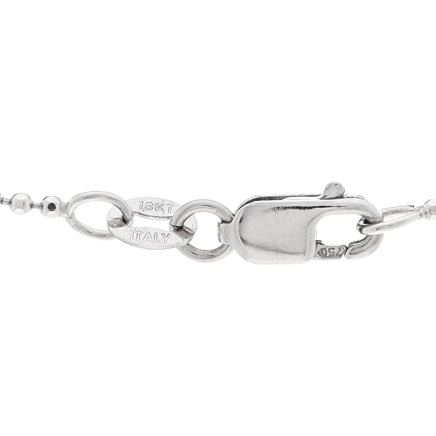 18K White Gold Diamond Small Leaf Pendant Necklace