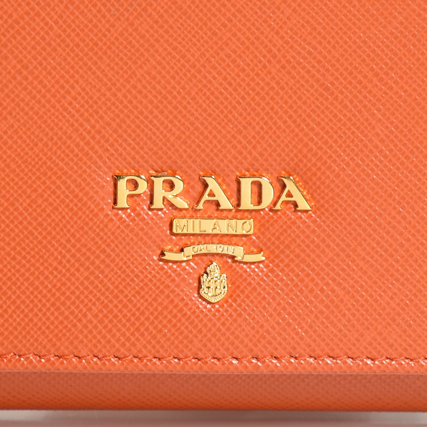 Saffiano Metal Oro Chain Wallet Papaya