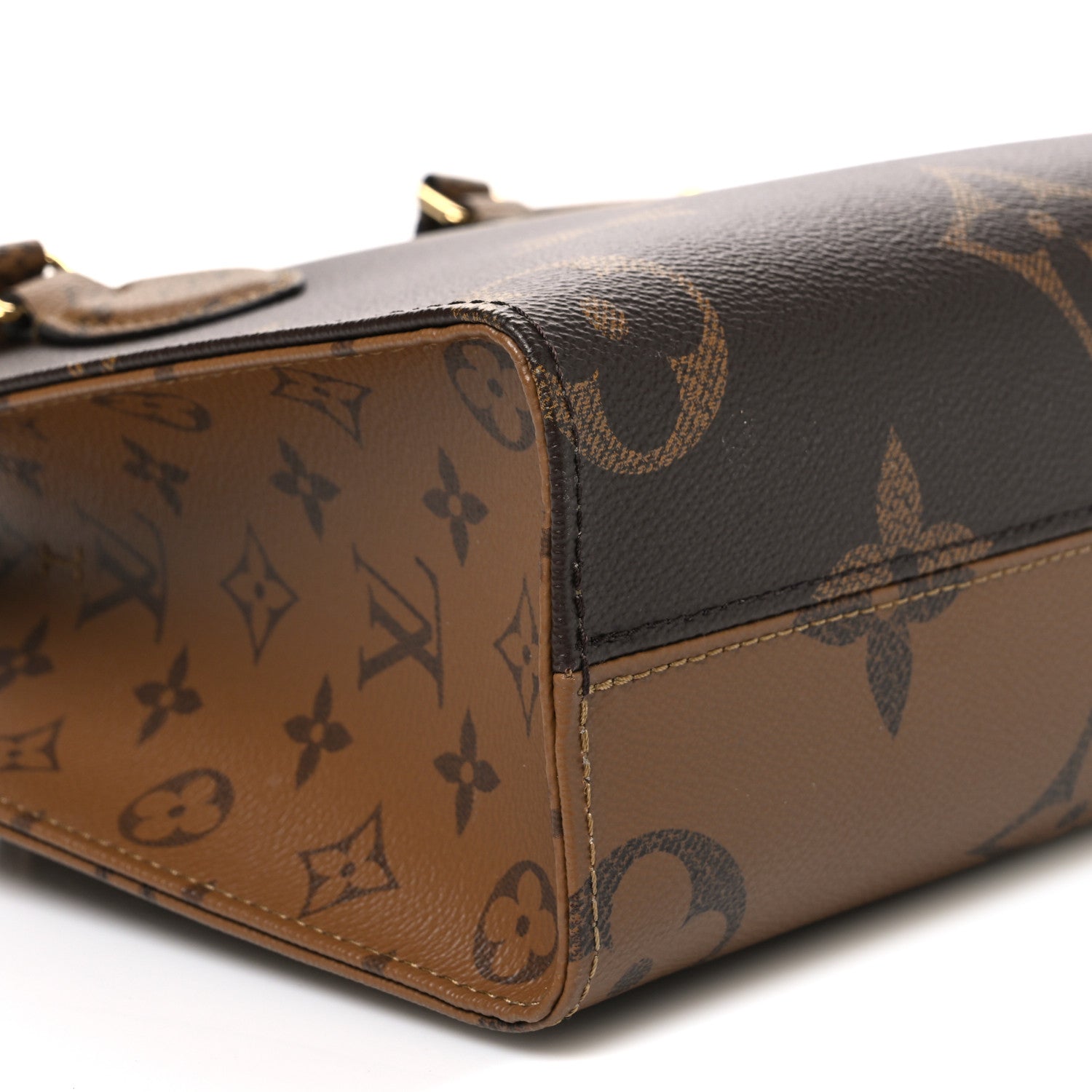 Louis Vuitton Reverse Monogram Giant Onthego PM 8 of 10