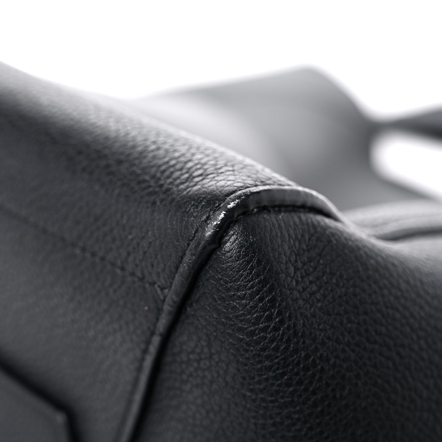 Soft Grained Calfskin Sangle Bucket Bag Black