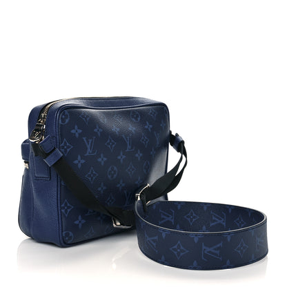Louis Vuitton Taiga Monogram Outdoor Messenger Cobalt 3 of 10
