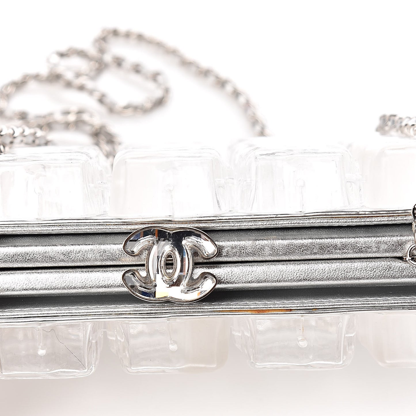 Plexi Ice Cube Clutch Silver