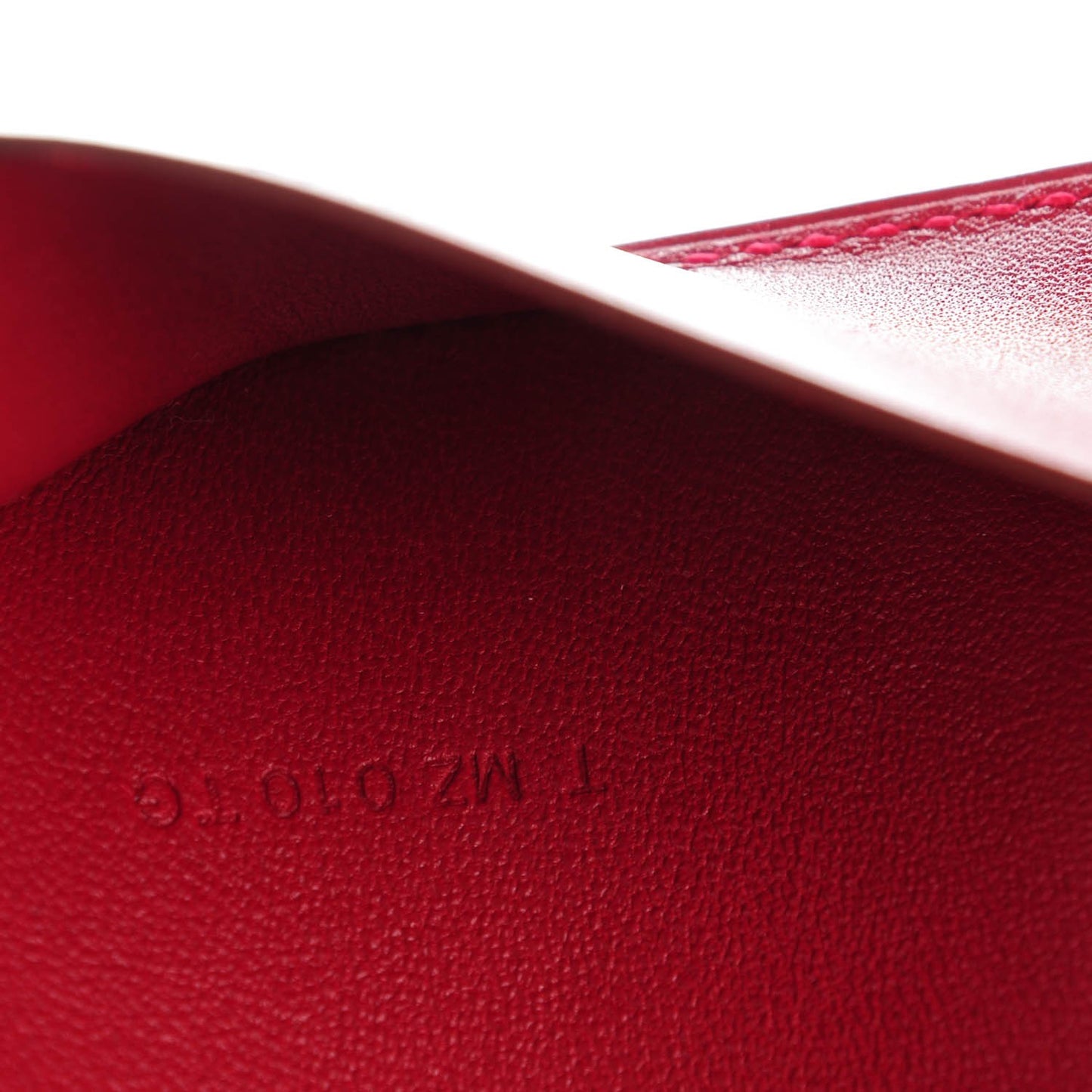 Tadelakt MC2 Magellan Passport Holder Rouge Vif