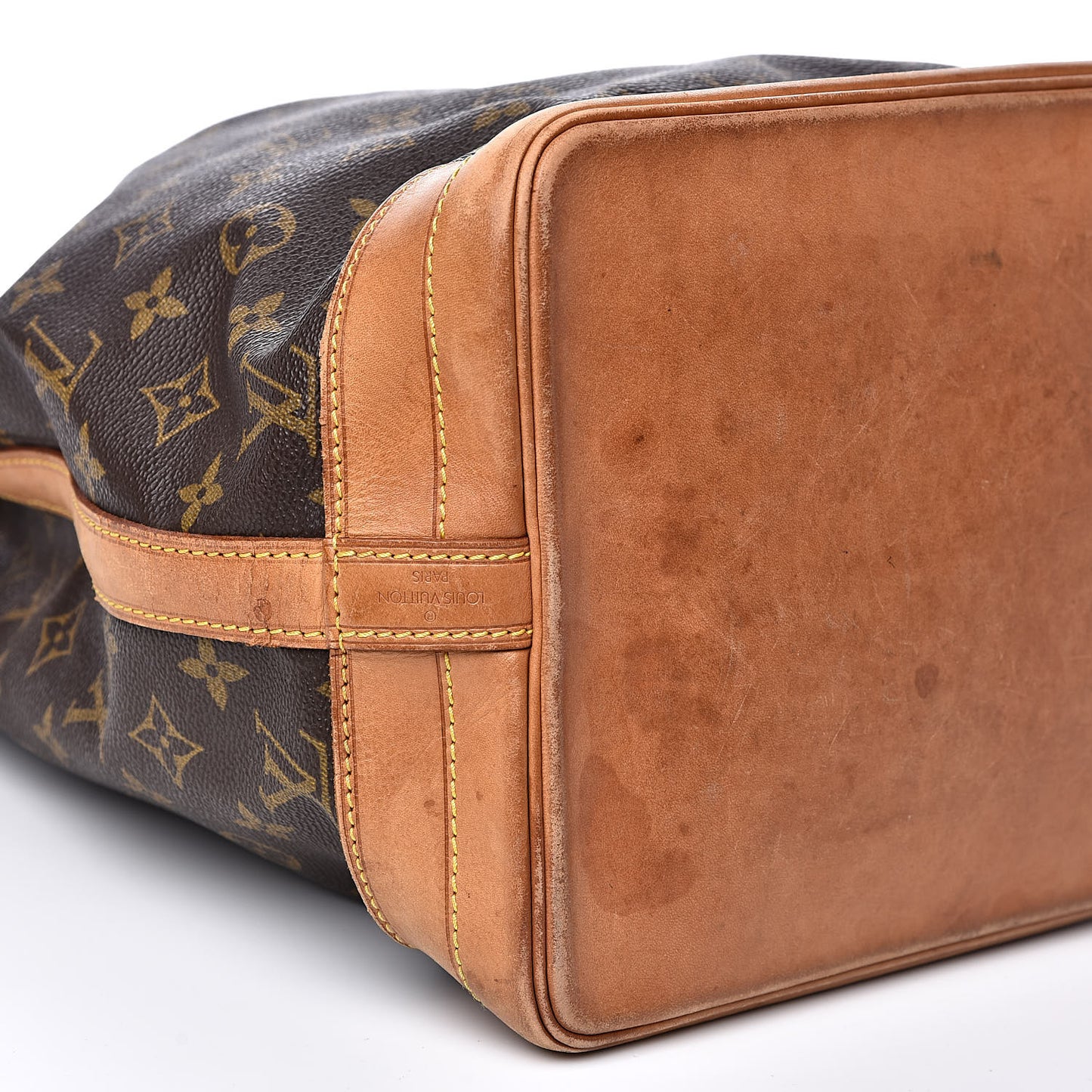 Monogram Noe