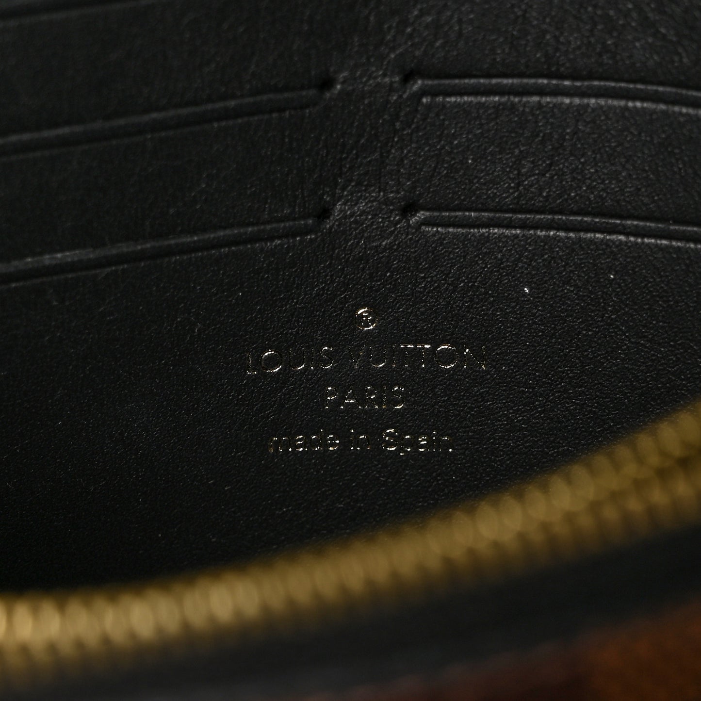 Damier Ebene Vavin Chain Wallet Black