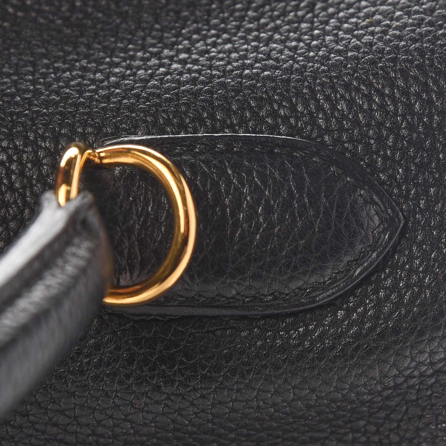 Taurillon Clemence Kelly Retourne 32 Black