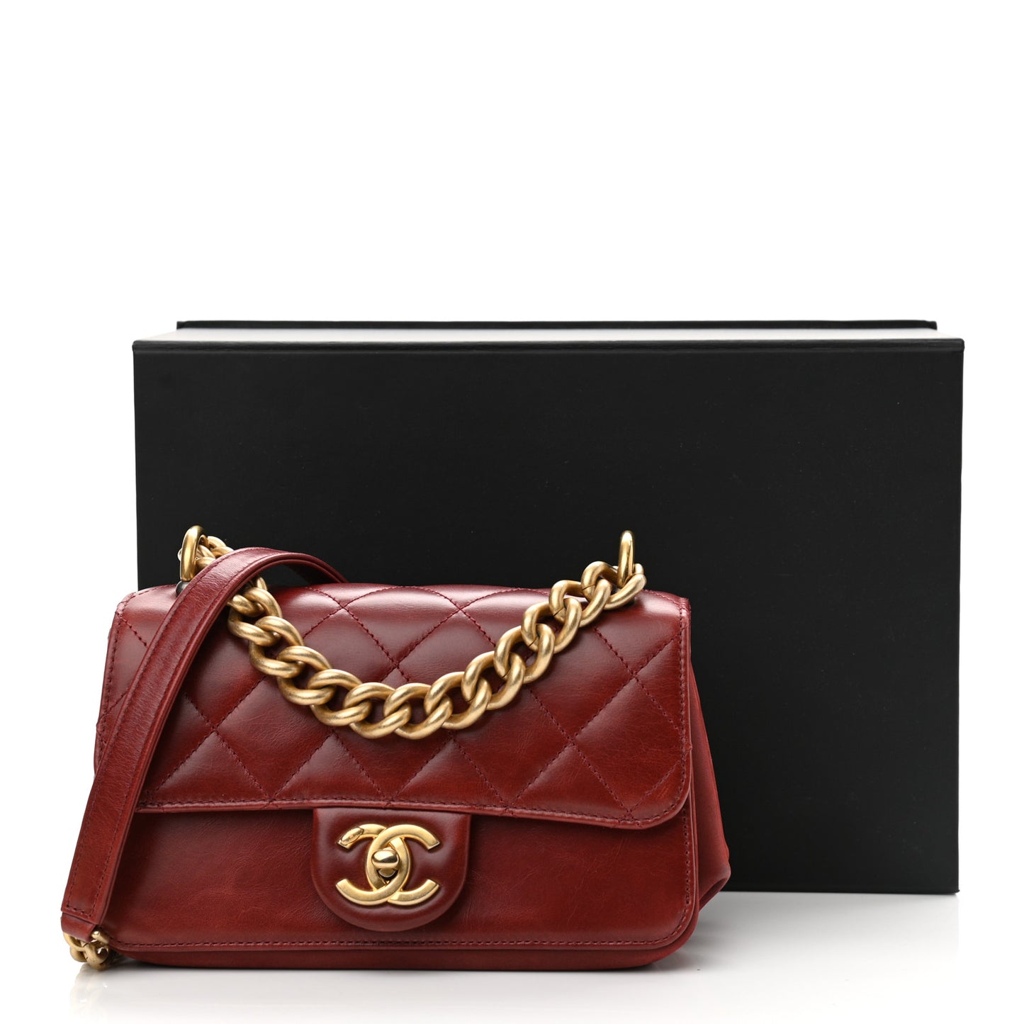 Iridescent Calfskin Quilted Small Straight Lined Flap Red